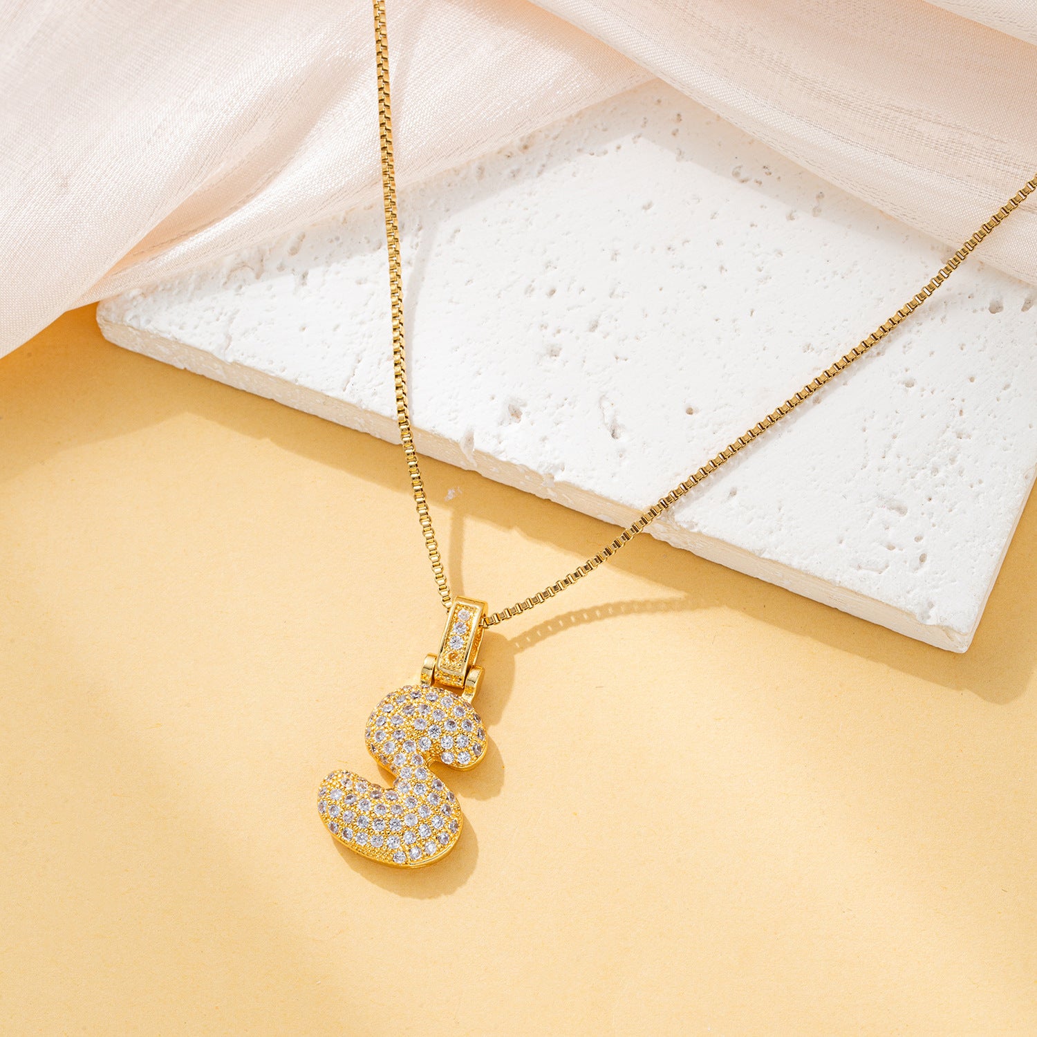 Creative fashion zircon fat 26 letter necklace