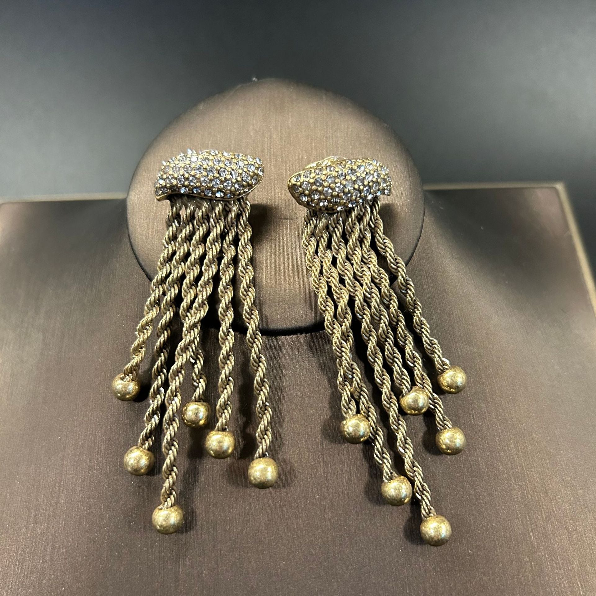 Gold Medieval Tassel Necklace Jewelry Set