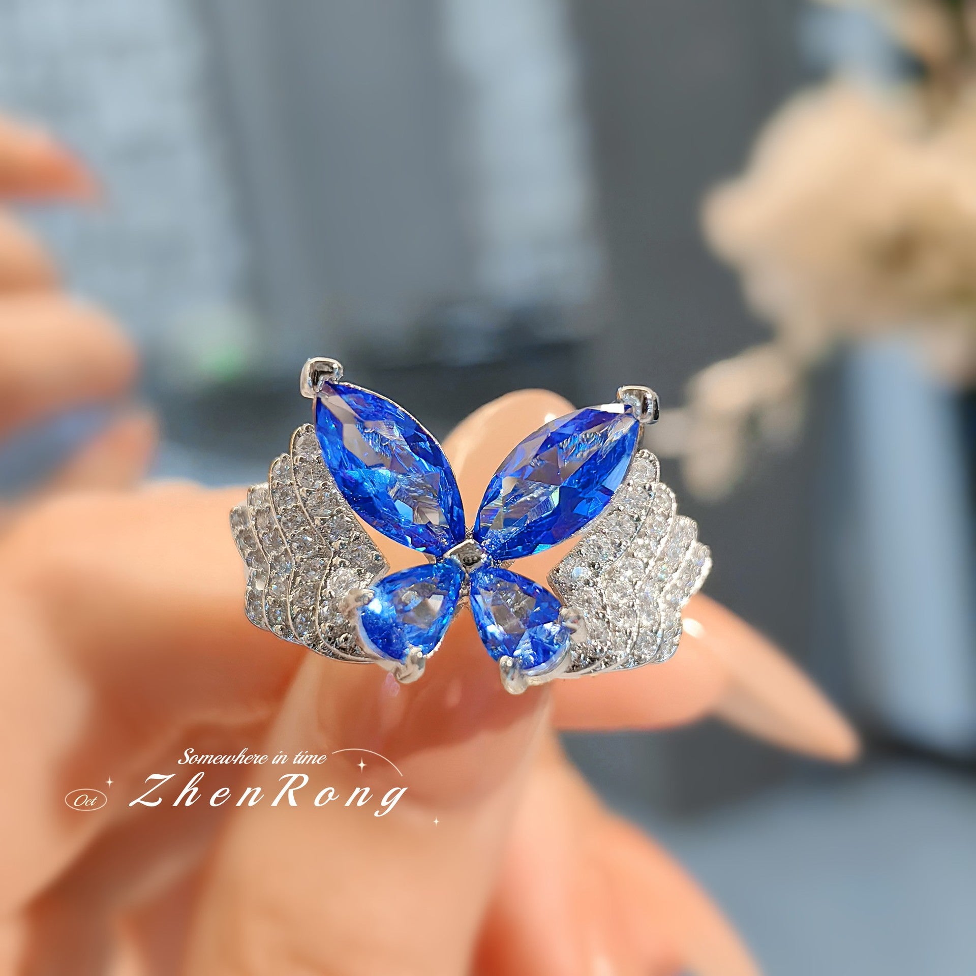 Fashion light luxury colored treasure butterfly ring