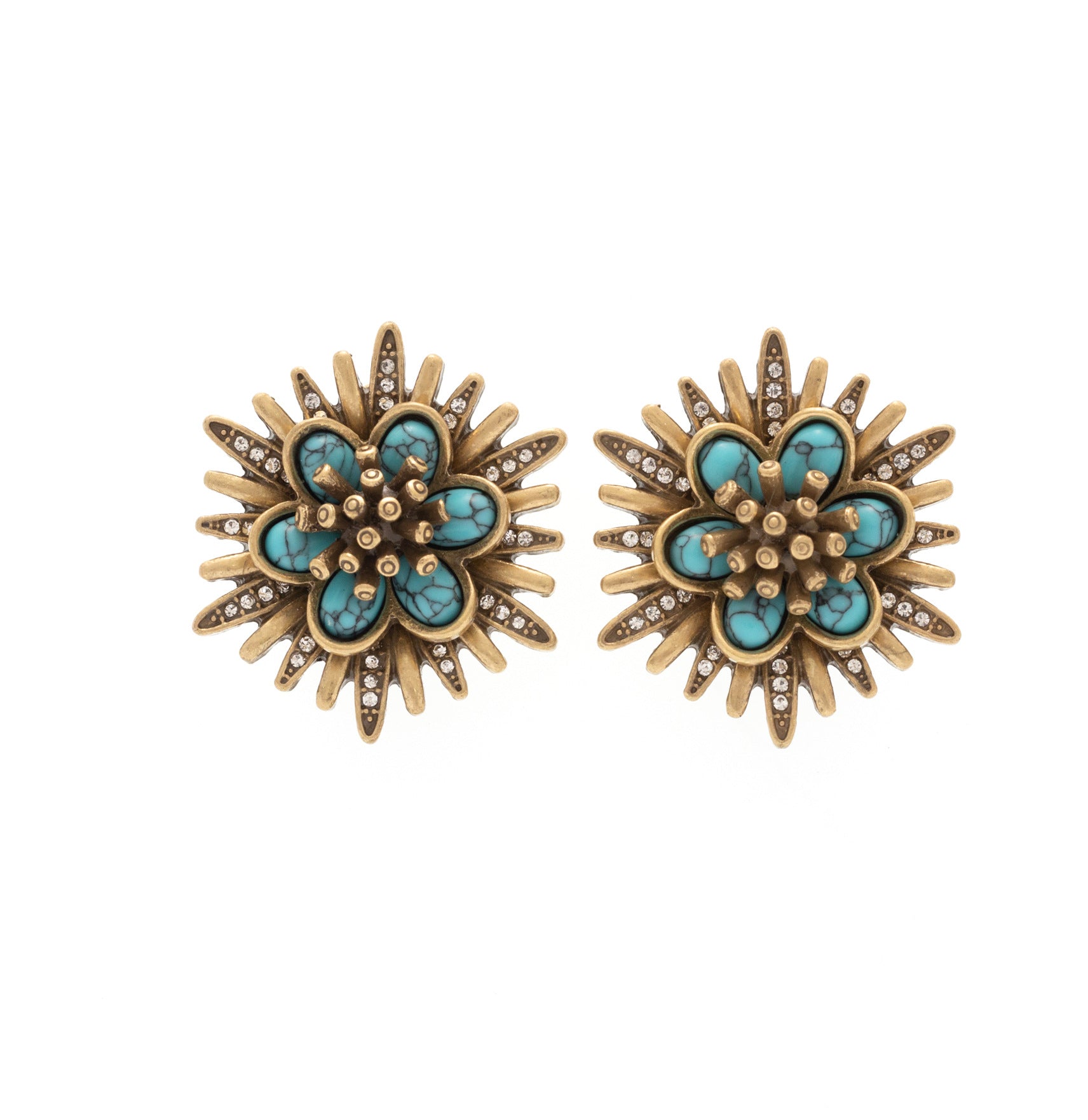 French retro niche design feature earrings