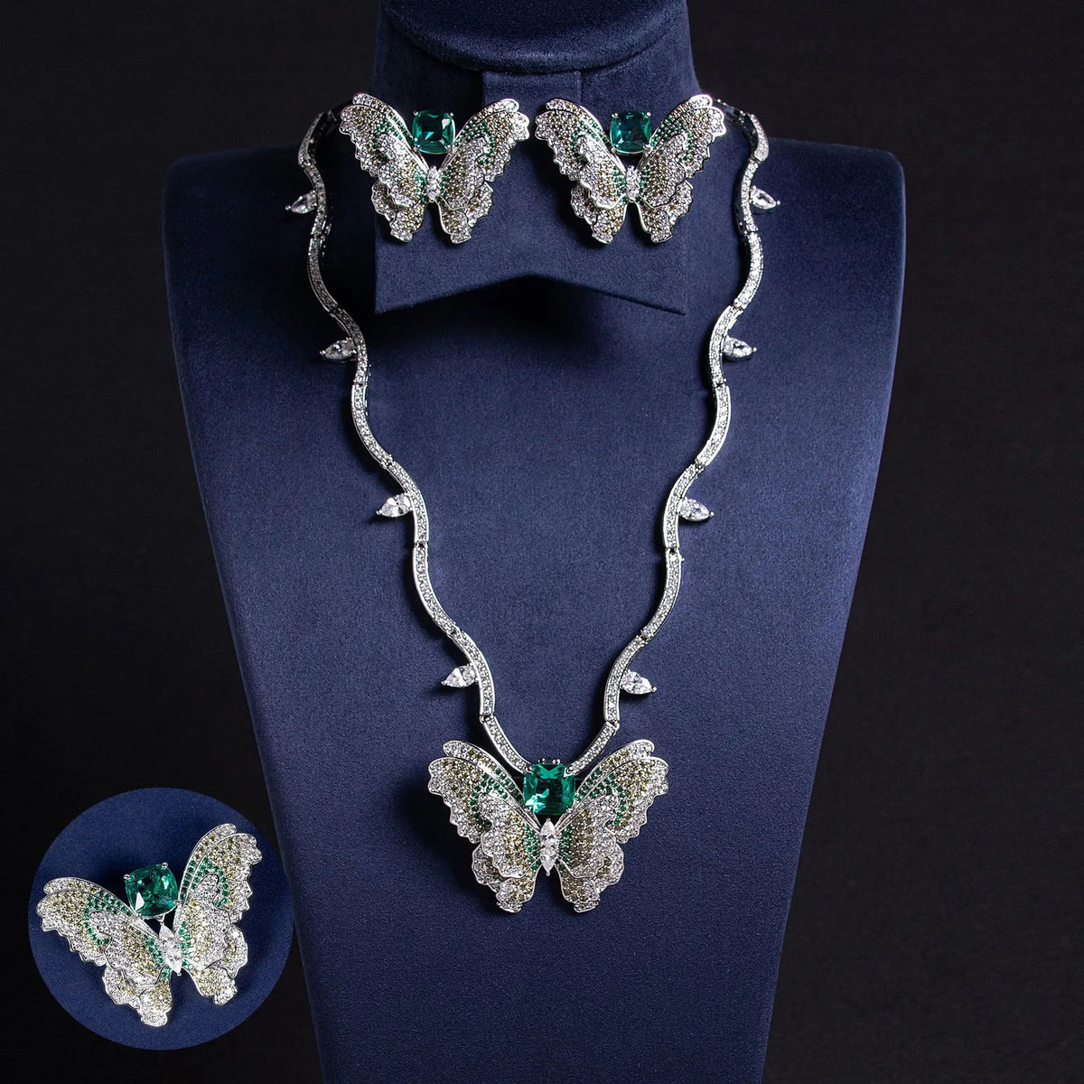 Nouveau collier papillon couleur double zircon serti