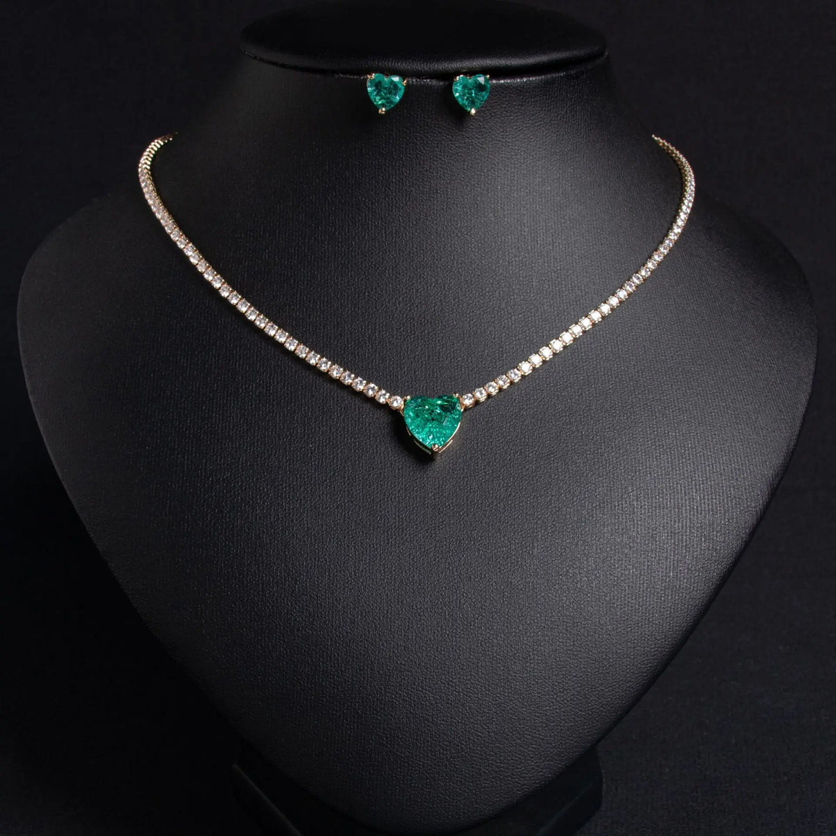 Ensemble de bijoux de luxe avec collier et boucles d'oreilles en cristal rose en forme de cœur pour femme