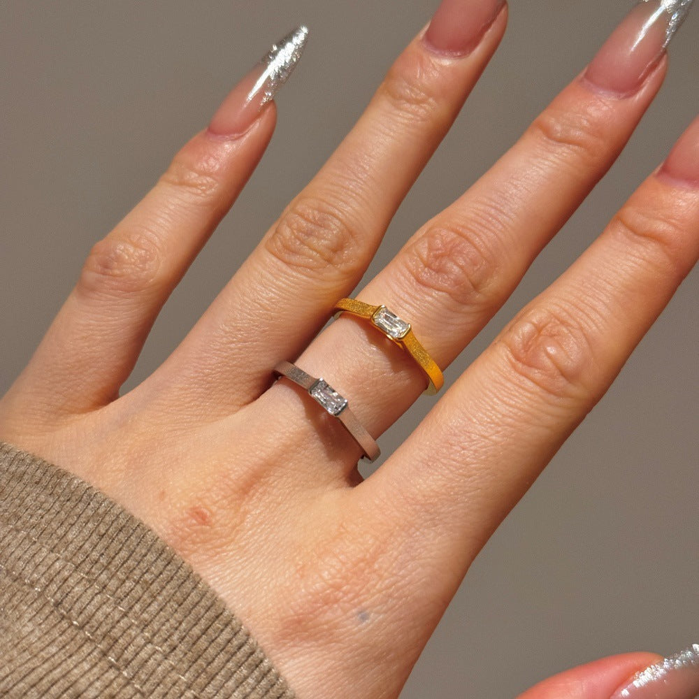 Fashion matte zircon ring