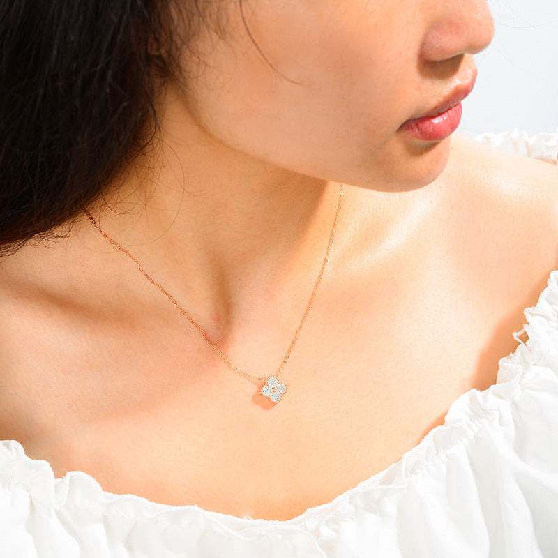 S925 Sterling Silver Moissanite Clover Pendant