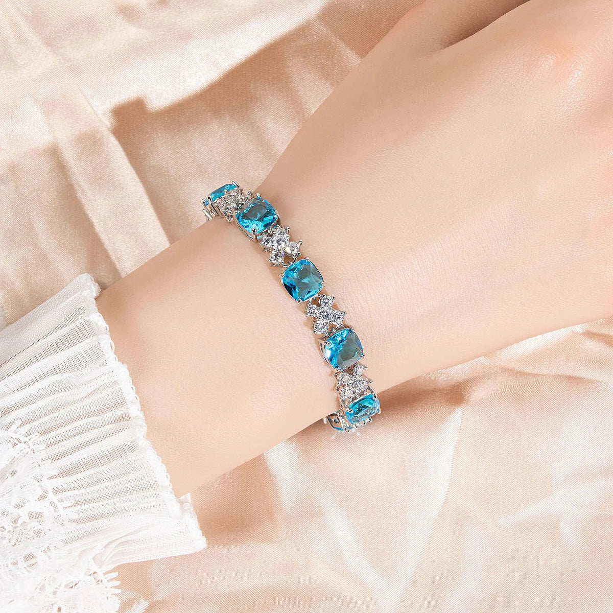 Bracelet Zircon Carré Géométrique Diamant Élégant