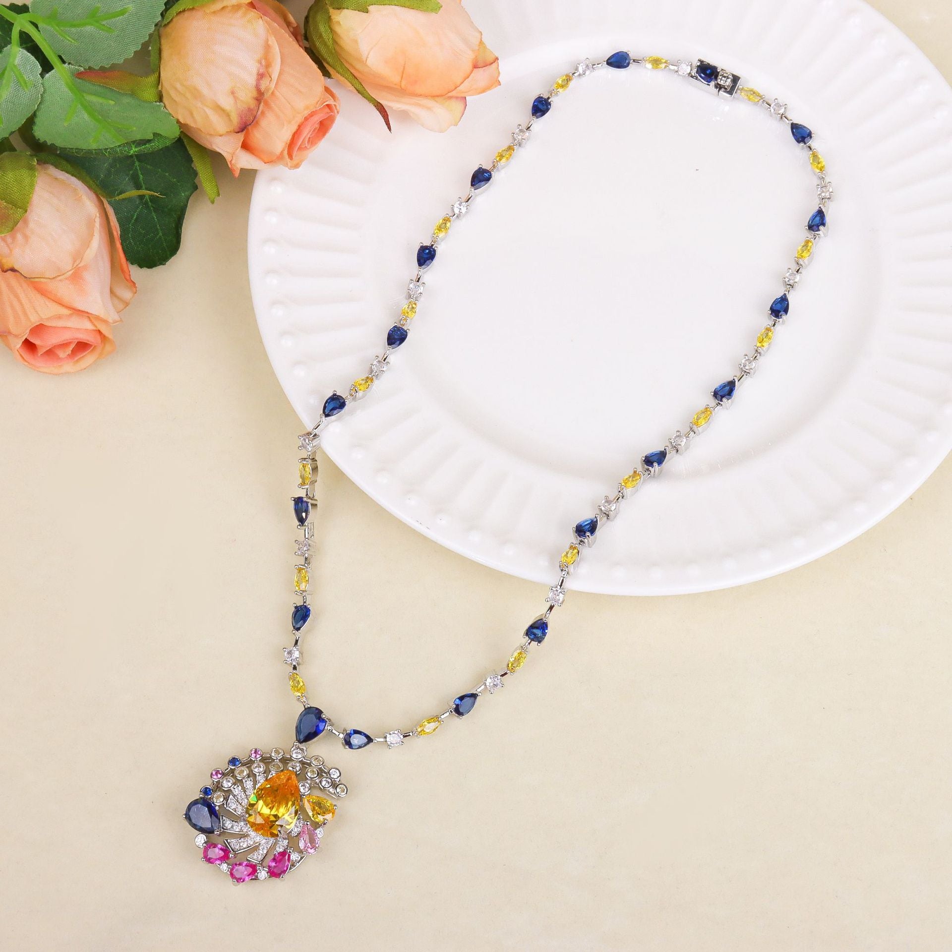 New color luxury texture simple fashion women's necklace earrings set