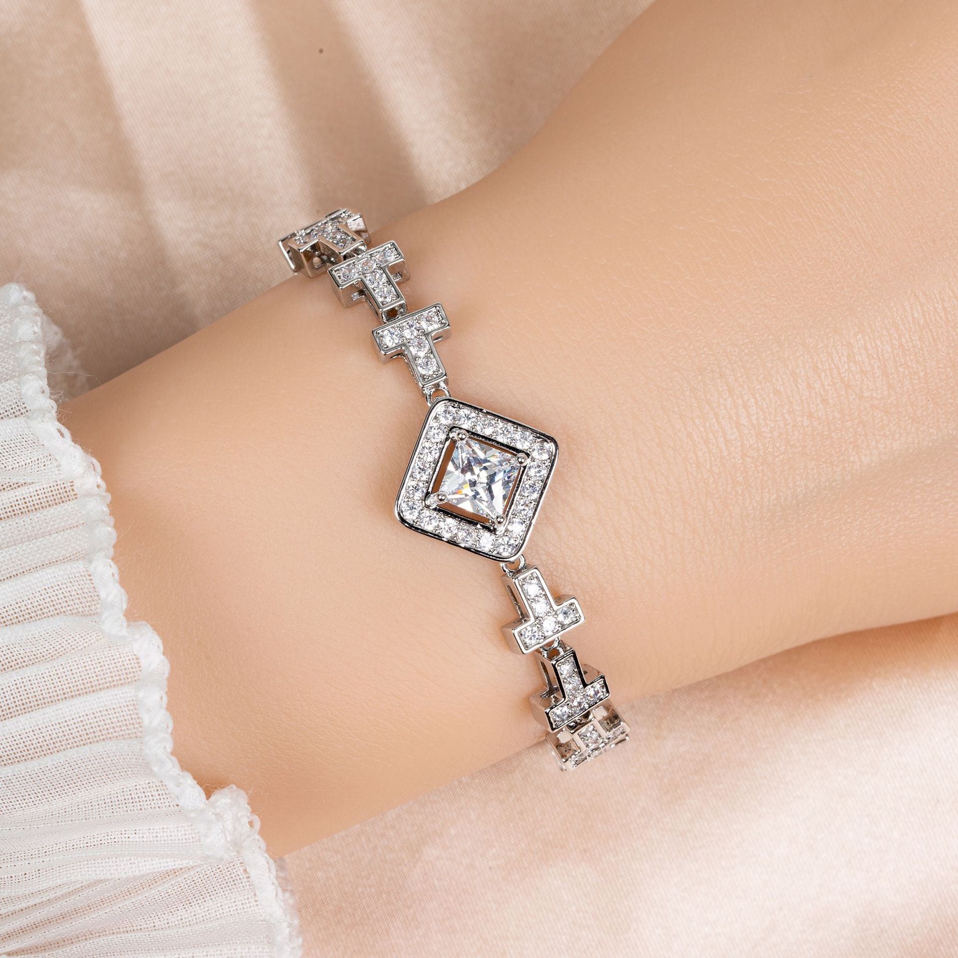 Luxury Yellow Square Crystal Bracelet – Silver Tone Halo Statement Jewelry for Women