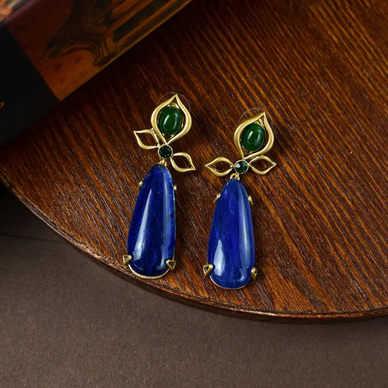 Collier Saphir Goutte d'Eau Style Vintage