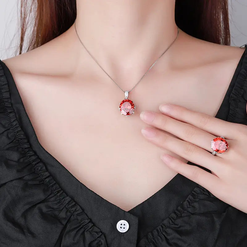Parure Collier et Bague Gemmes Scintillantes Mauves et Roses – Luxe Minimaliste