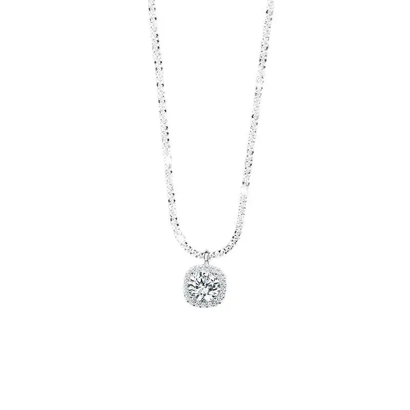 Collier en argent sterling S925 simple avec diamant carré