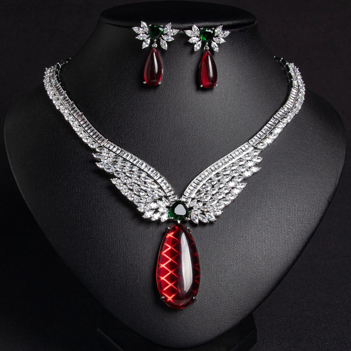 Ensemble Collier et Boucles d'Oreilles en Zircon Médiéval Français Ailes d'Ange pour Femme