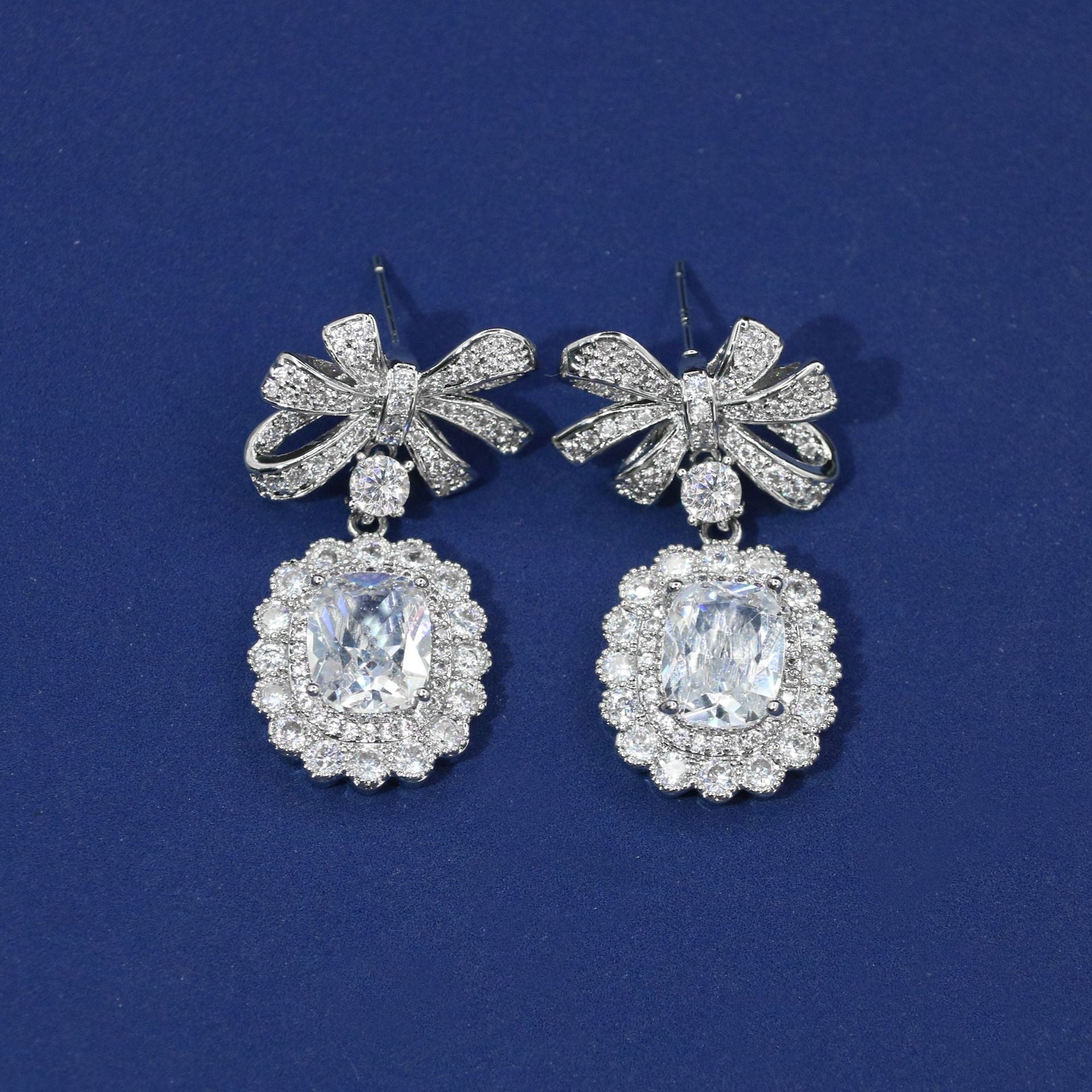 Ensemble Collier Boucles d'Oreilles Nœud Papillon Zircon Mode