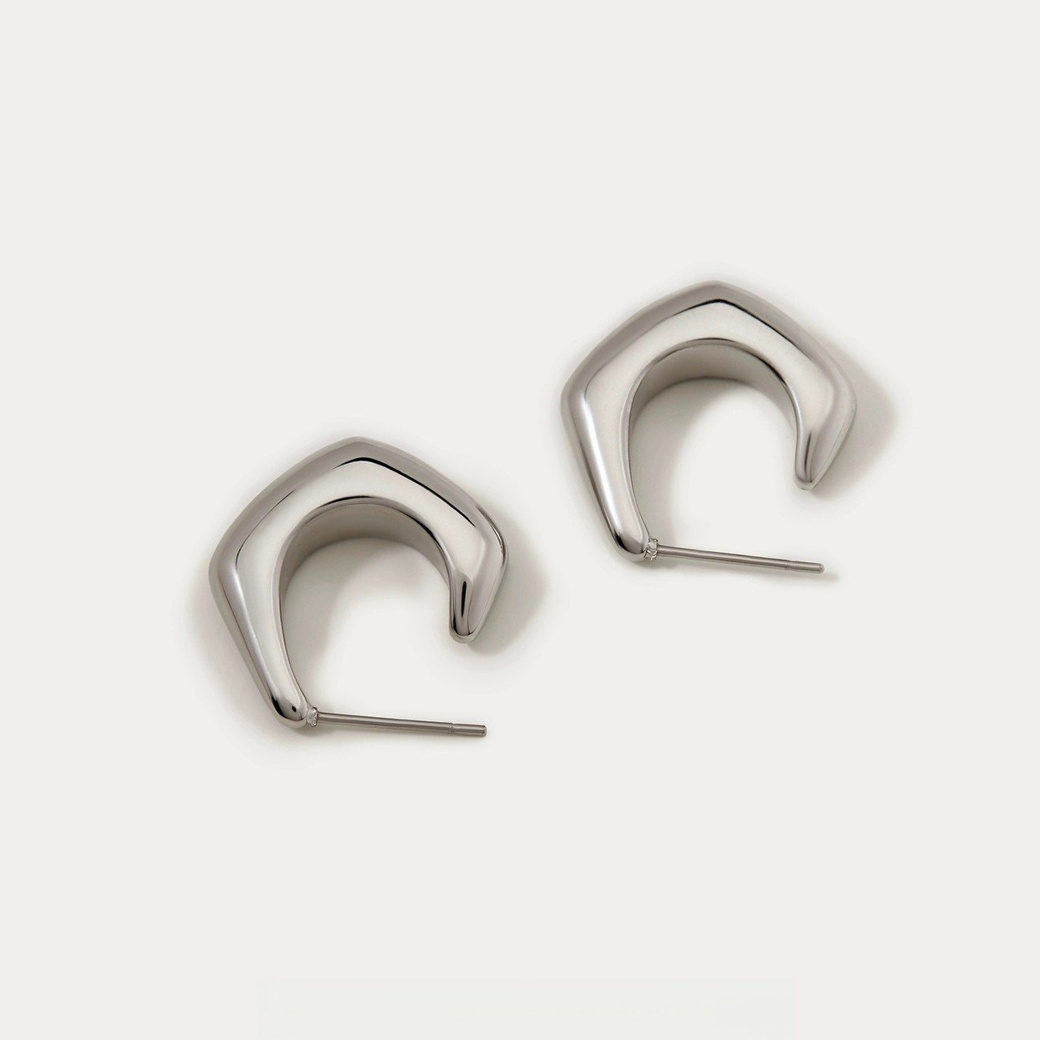 Stylish retro water drop earrings