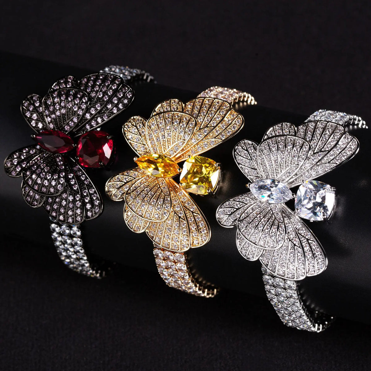 Bracelet Papillon Scintillant avec Pierre Jaune pour Femme