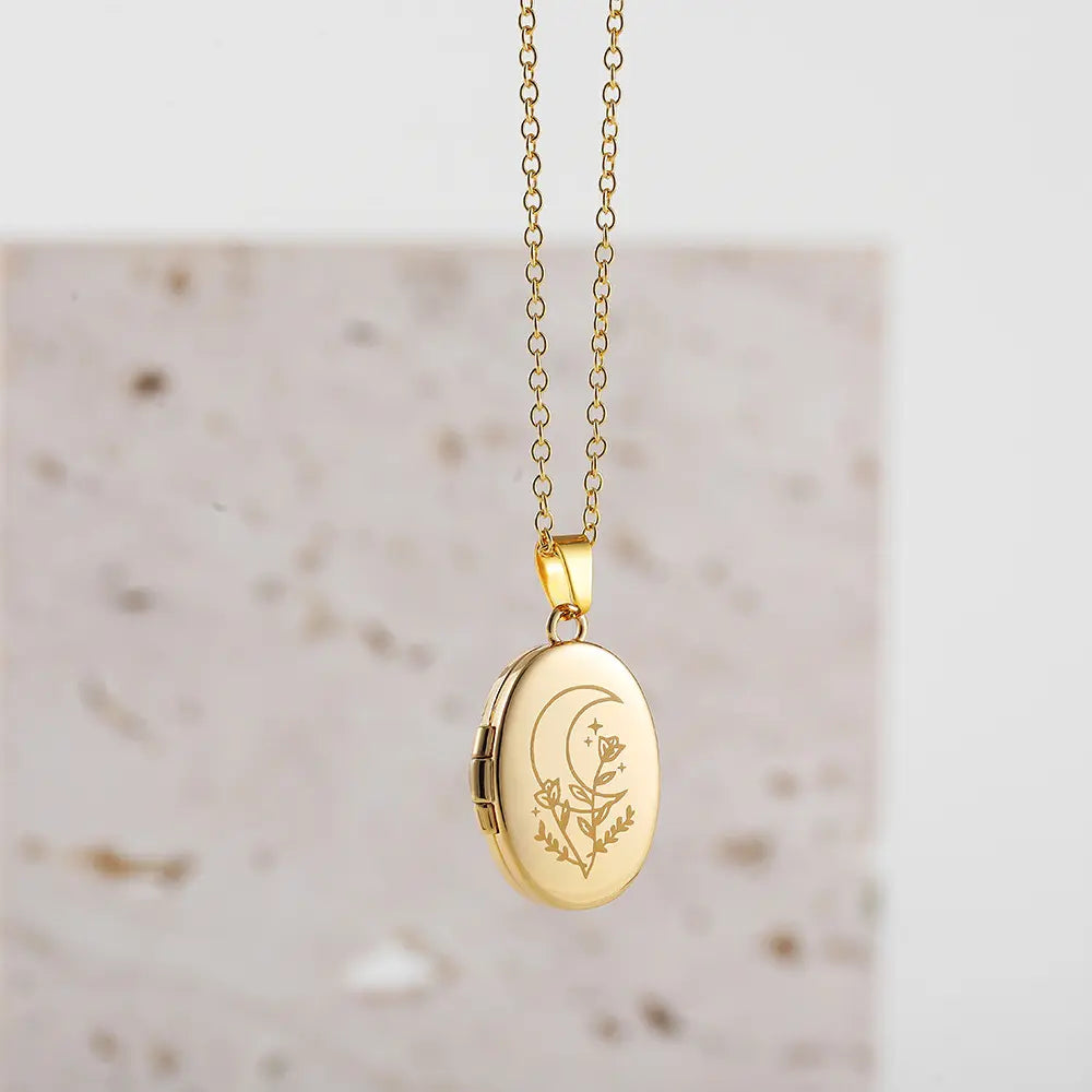 Collier cadre photo ouvrant vintage en or 18 carats