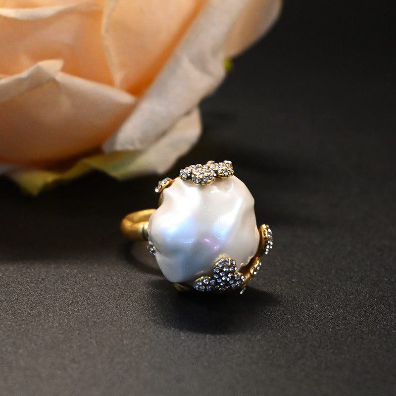 Medieval Vintage Baroque Pearl Stud Earrings Set