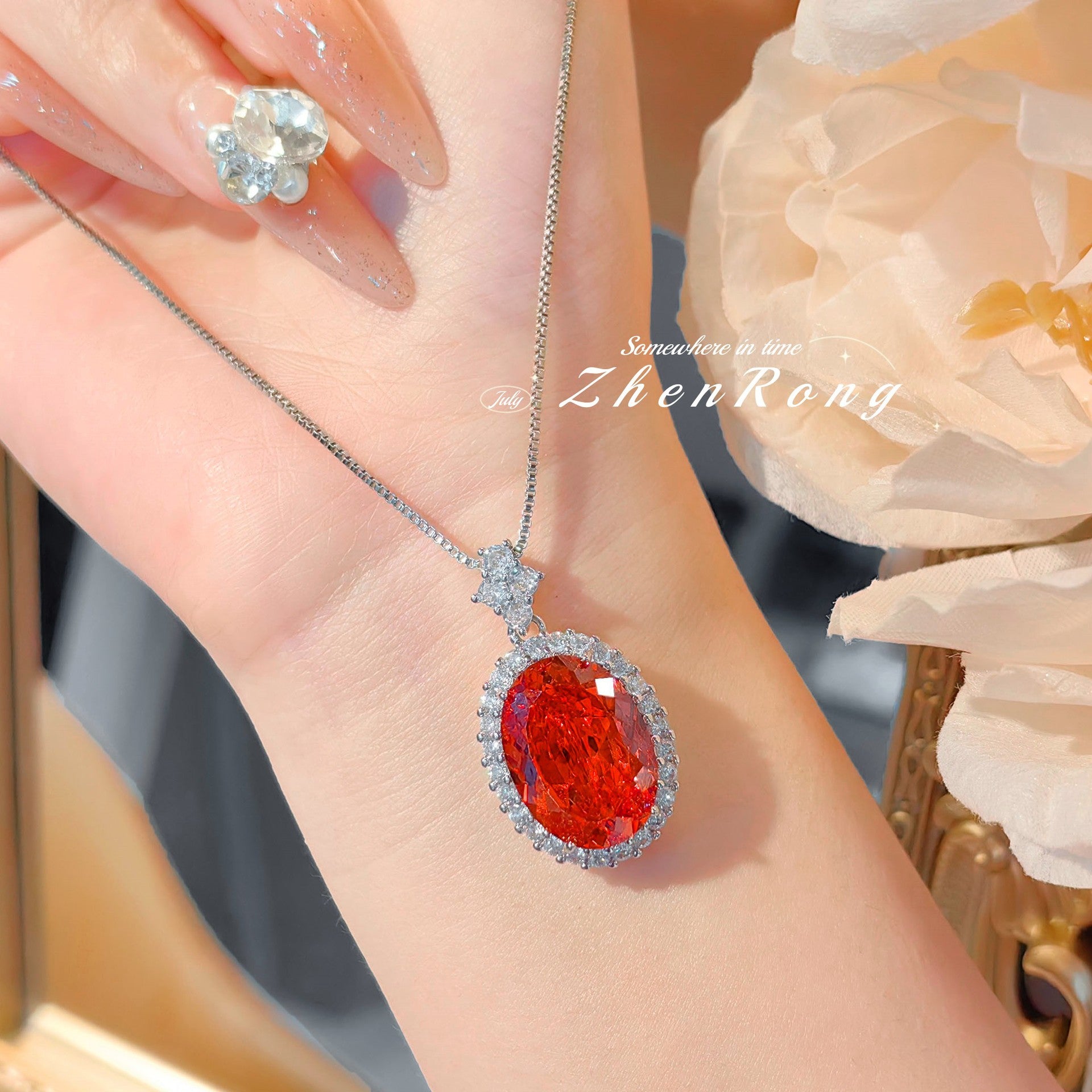 Fashion cutting colored diamond pigeon egg collection