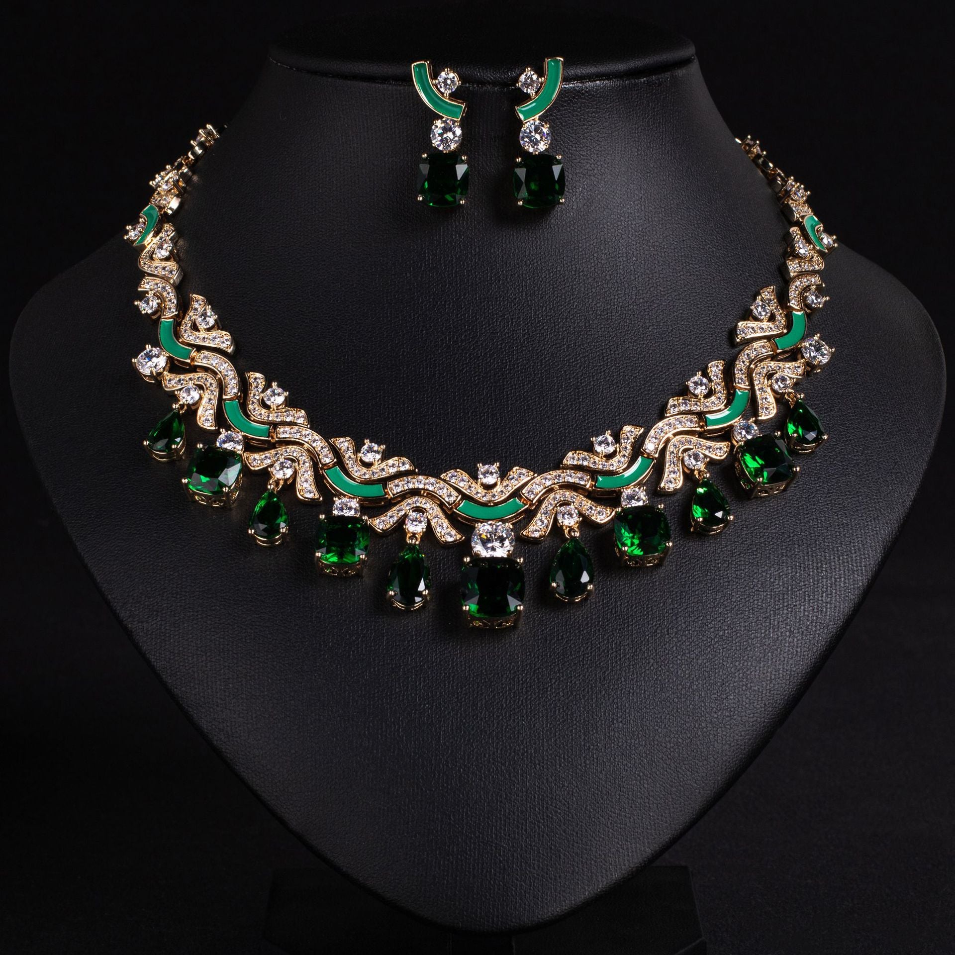 Luxury Pink and Green Gemstone Necklace Set – Elegant Multicolor Jewelry with Earrings