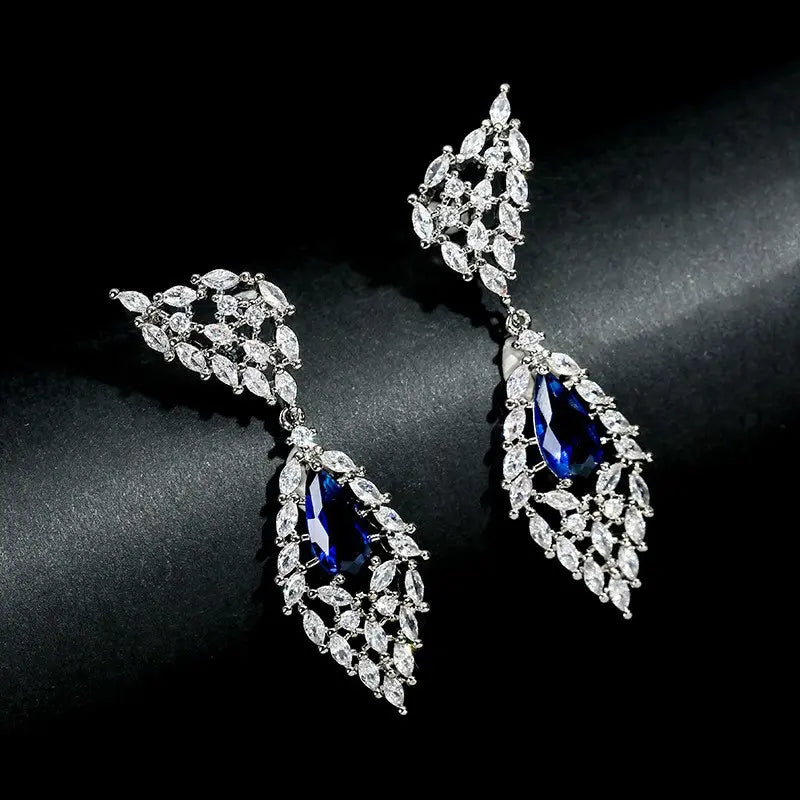 Parure boucles d'oreilles et collier ailes en zircon de luxe