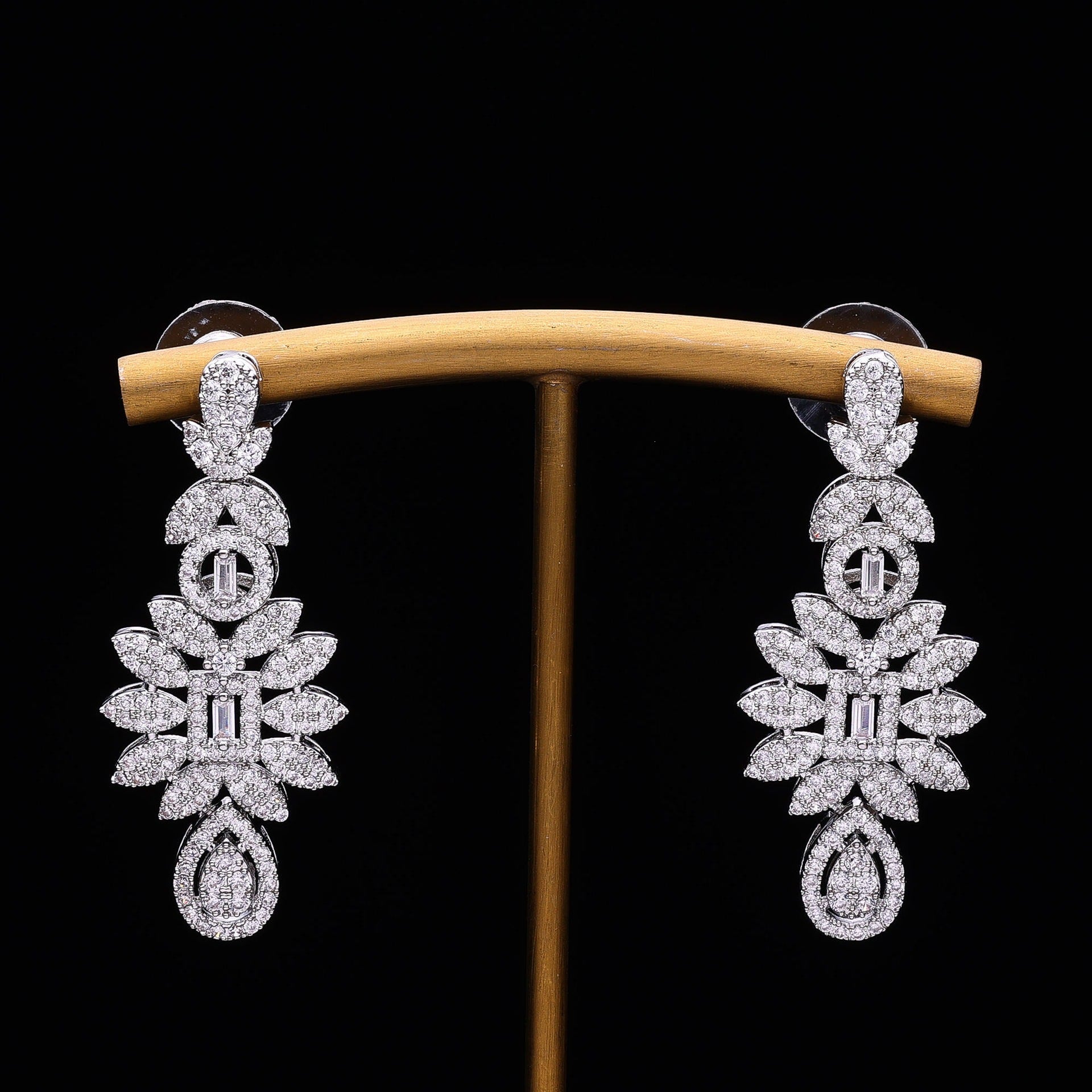Luxury Floral Diamond Necklace Earrings Bracelet Ring Jewelry Set