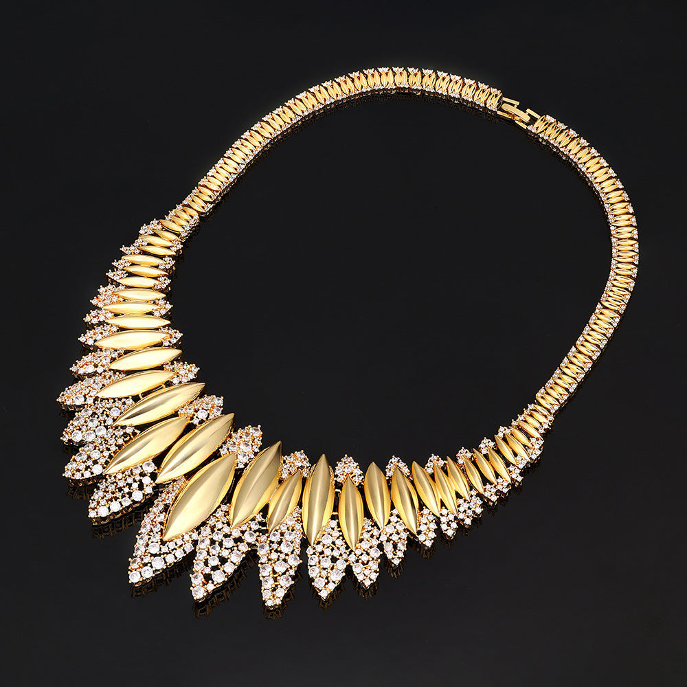 Glamorous Gold Crystal Jewelry Set for Evening and Party Wear