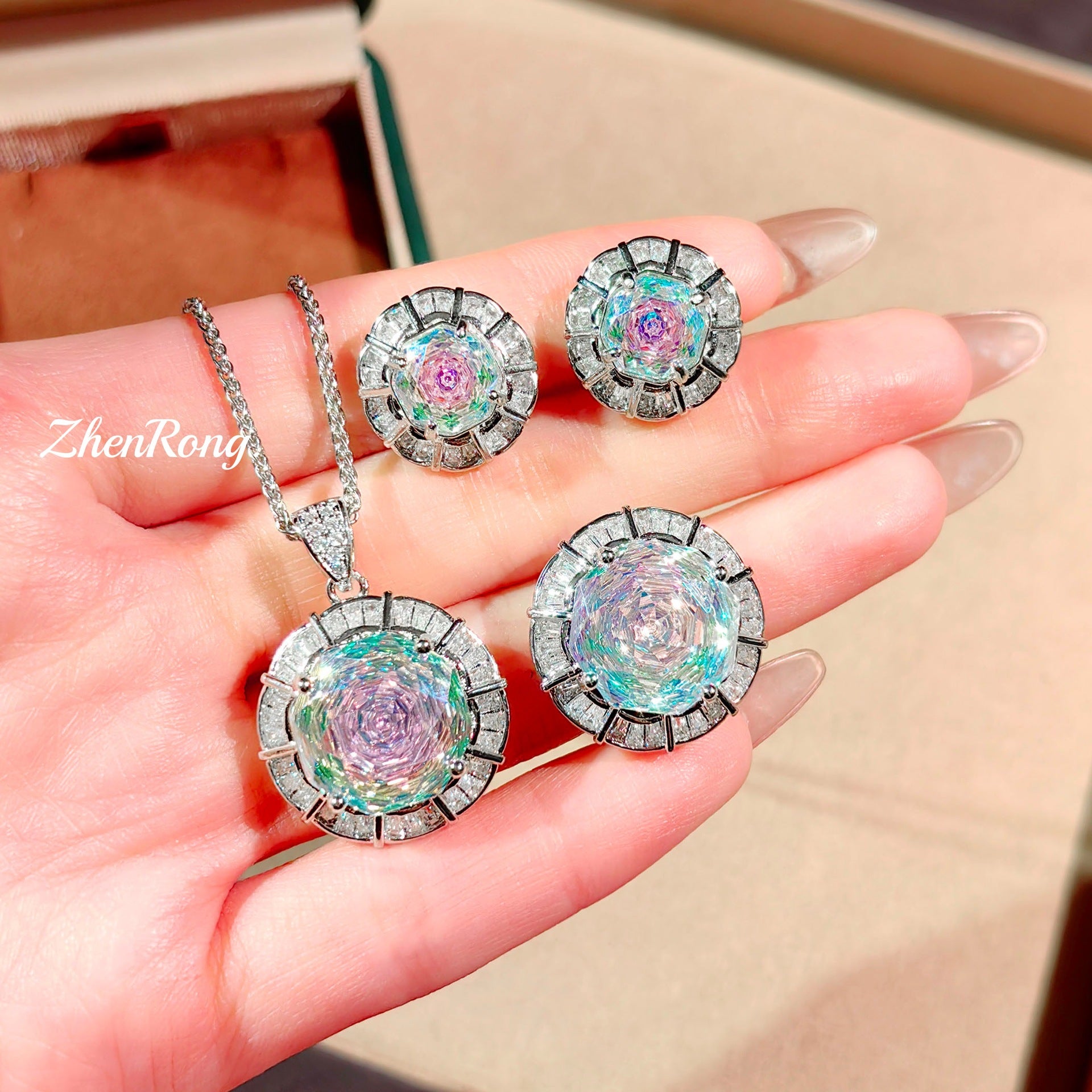 Parure Trésor Collier Rose Cut Millenium Octogonal Diamant Carré