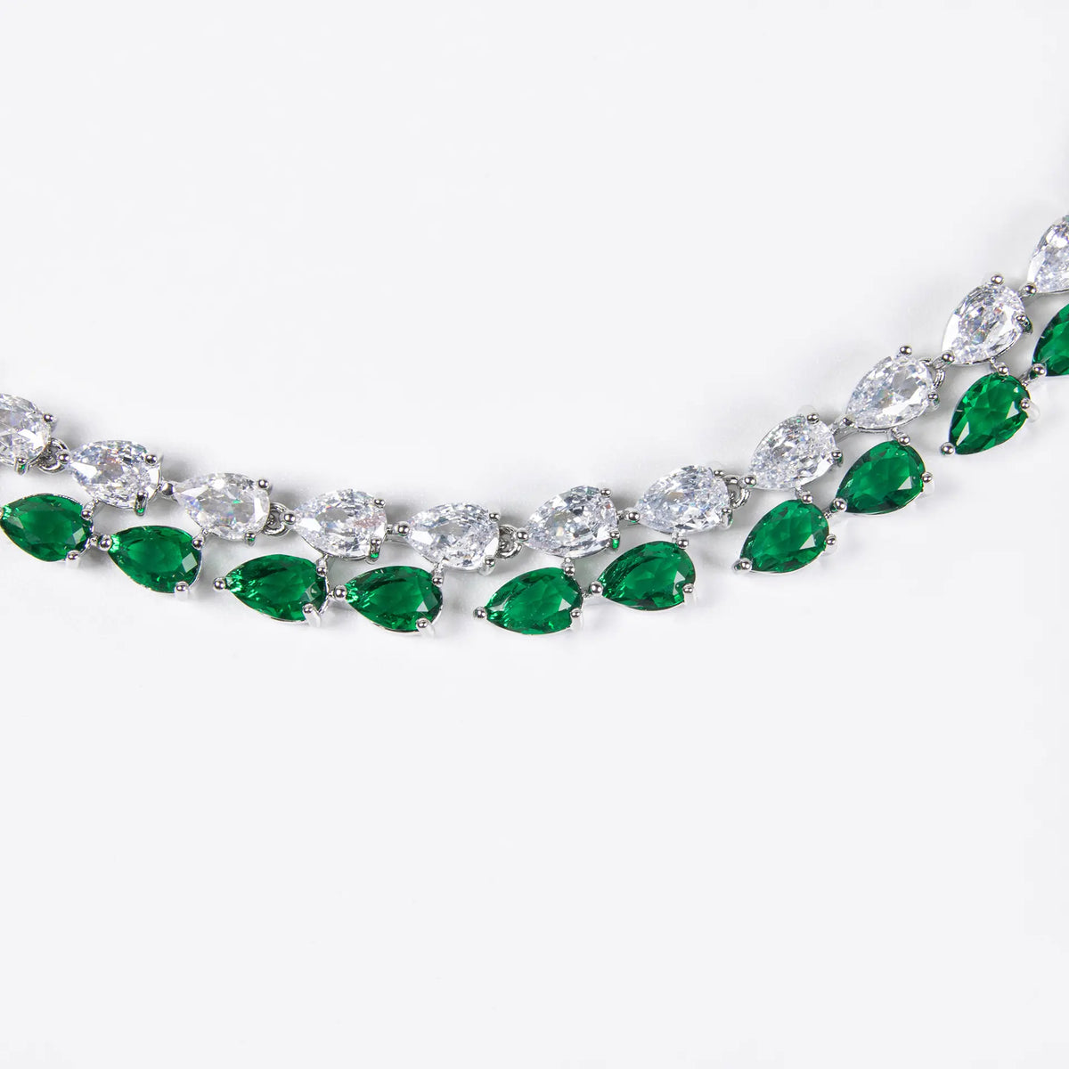 Emerald Green Teardrop Jewelry Set – Elegant Crystal Necklace Earrings