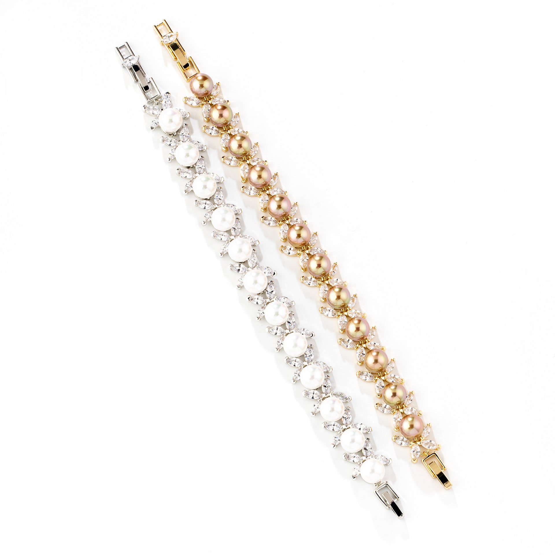 Elegant Pearl Bracelet with Crystal Leaves – Luxury Jewelry Gift for Her
