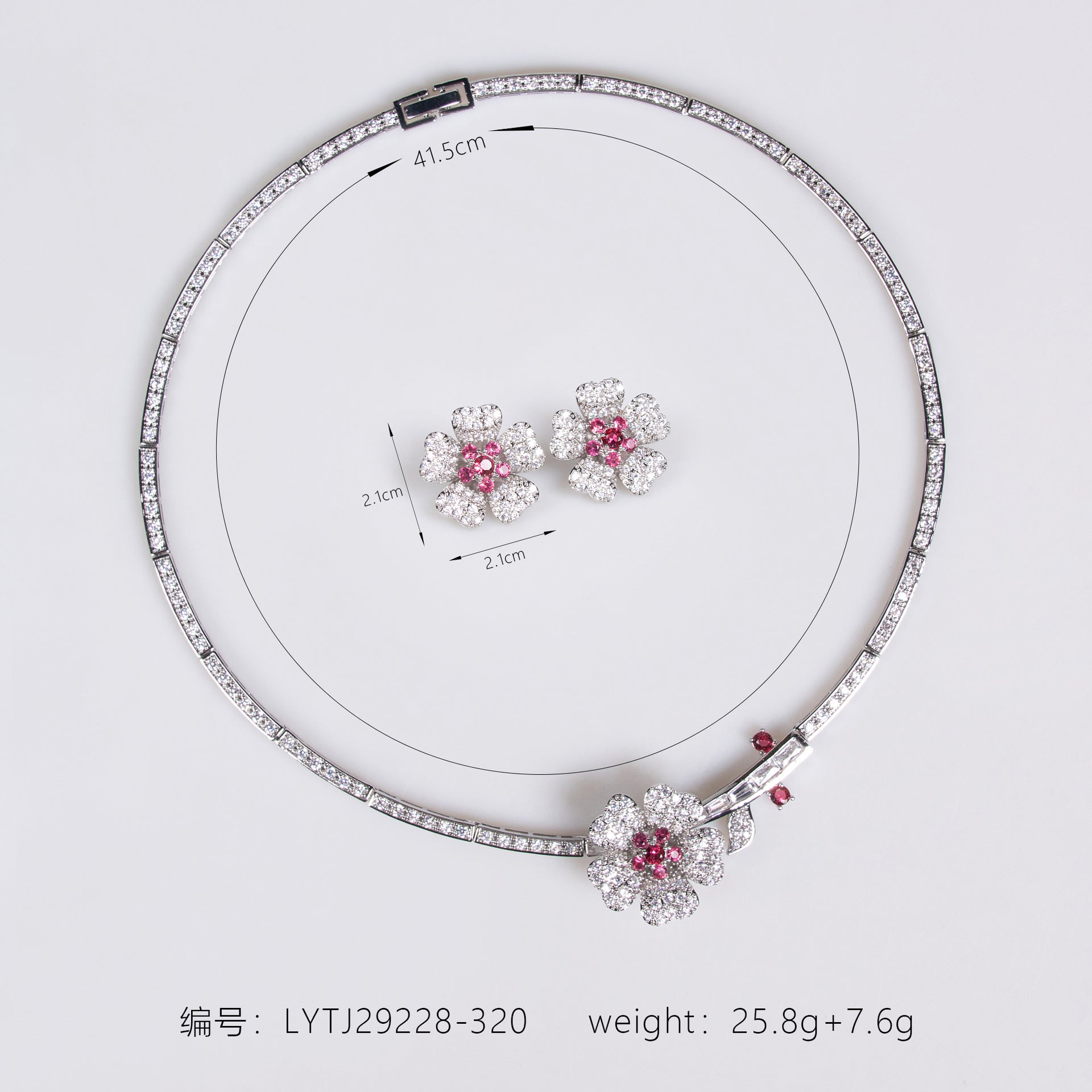 Ensemble collier et boucles d'oreilles zircon fleur, élégant et simple