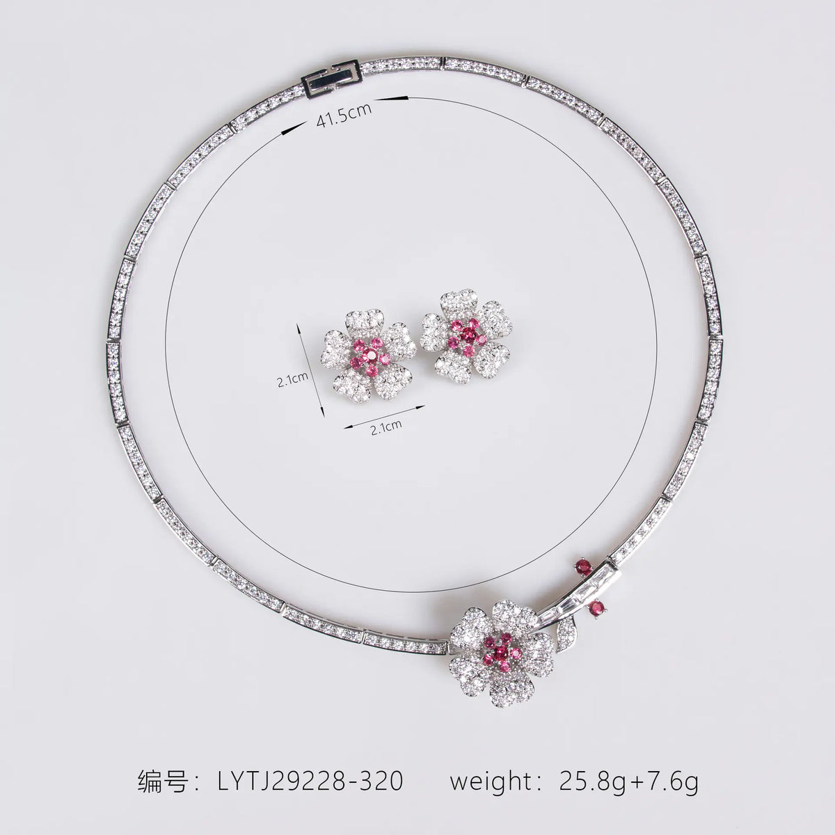Ensemble collier et boucles d'oreilles zircon fleur, élégant et simple
