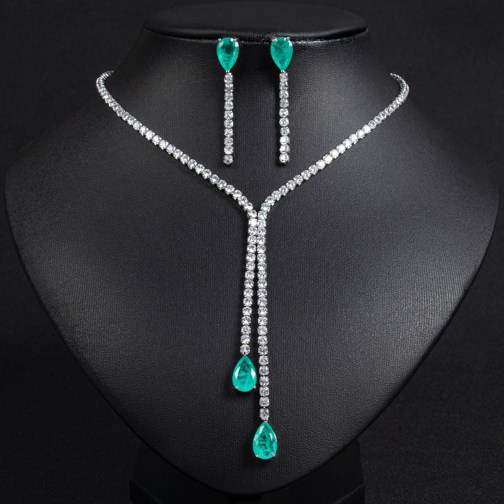 Elegant Red Teardrop Crystal Necklace and Earrings Set – Luxury Statement Jewelry