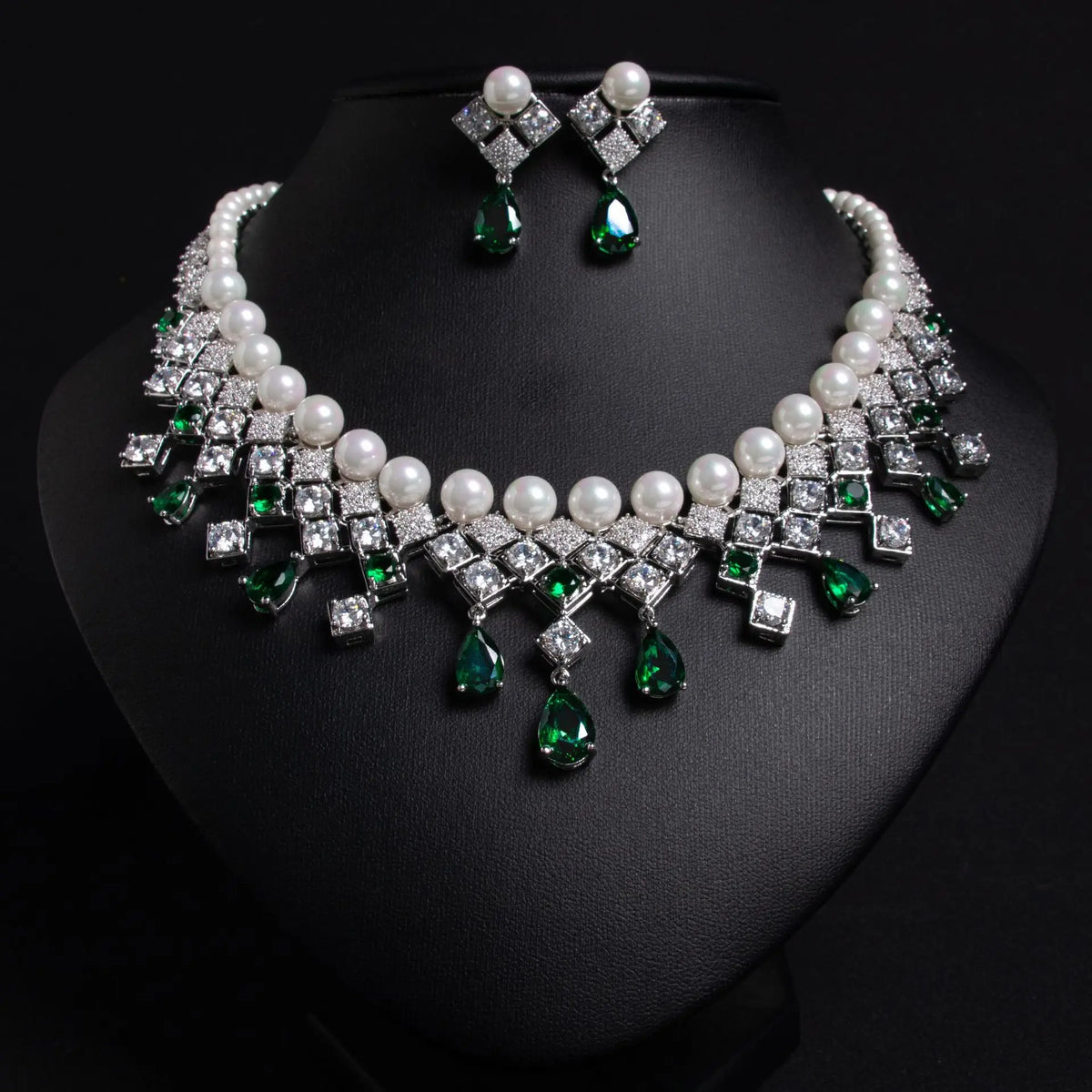 Parure de bijoux de luxe en perles et cristaux bleus pour femme