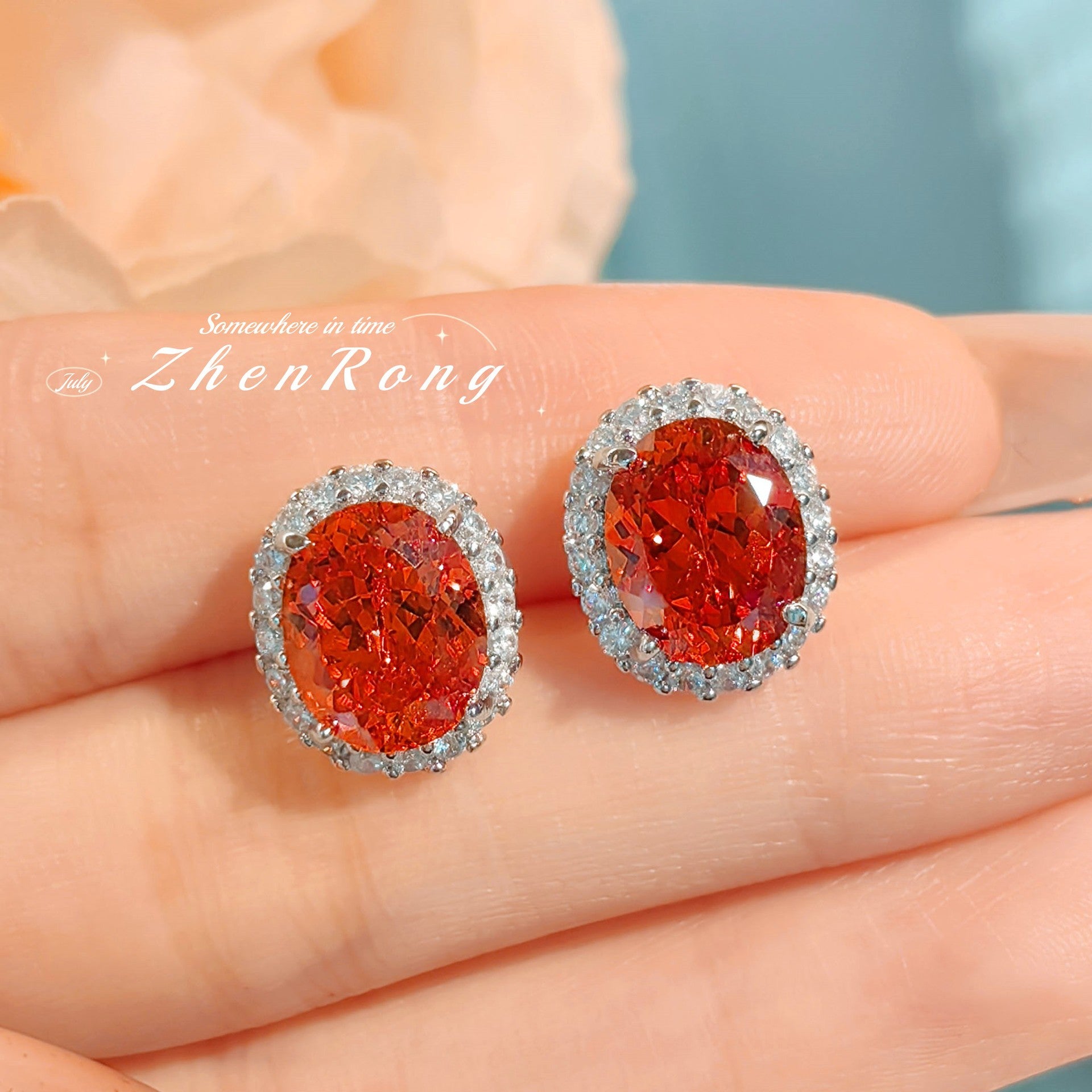 Fashion cutting colored diamond pigeon egg collection