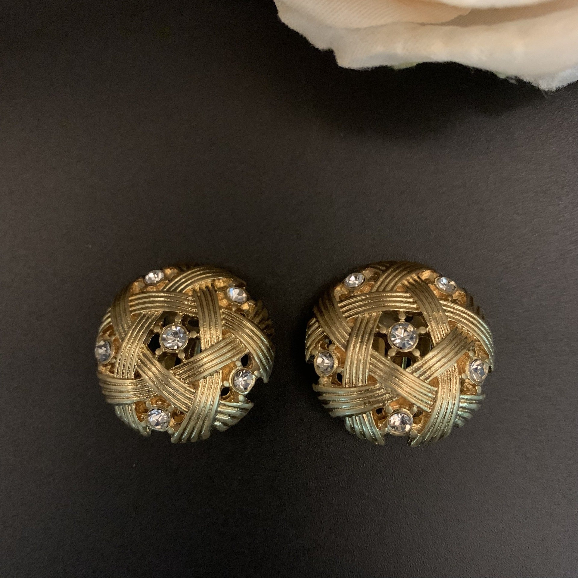 Light luxury heavy industry geometric inlay Czech diamond stud earrings necklace set