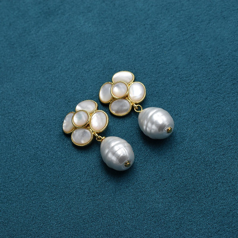 French retro natural white shell camellia pearl stud earrings necklace set