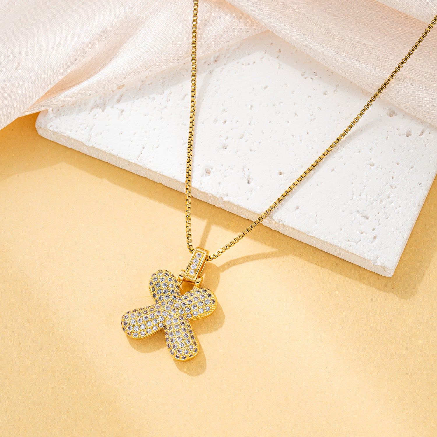 Creative fashion zircon fat 26 letter necklace