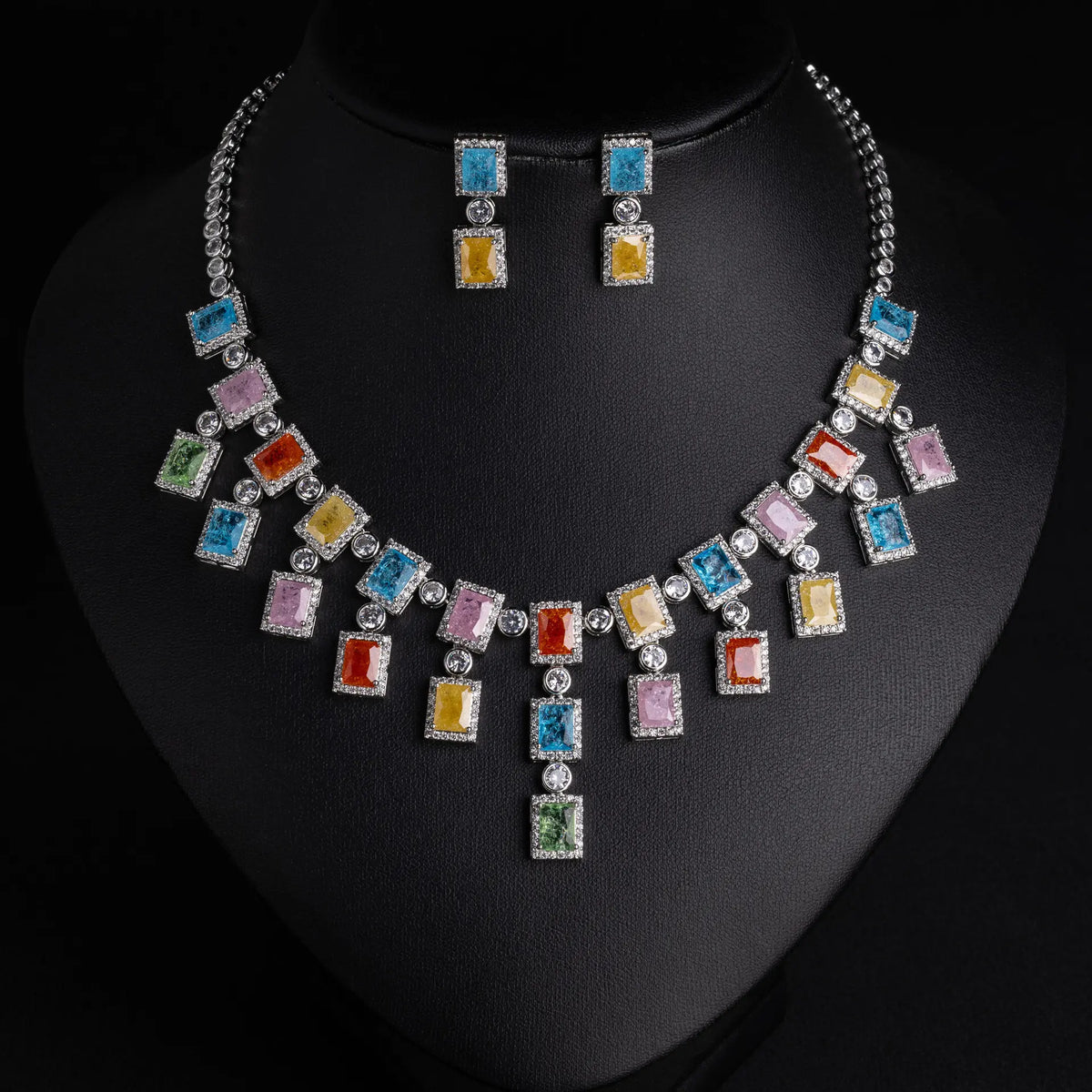 Luxury Emerald Green Crystal Jewelry Set – Statement Necklace and Earrings for Women