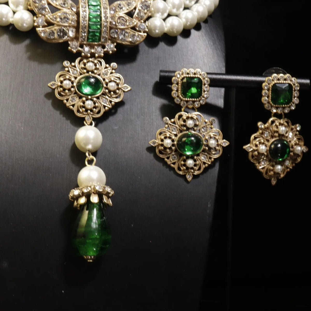 Ensemble de boucles d'oreilles et collier ras du cou avec imitation de perles creuses, tempérament, léger, luxueux