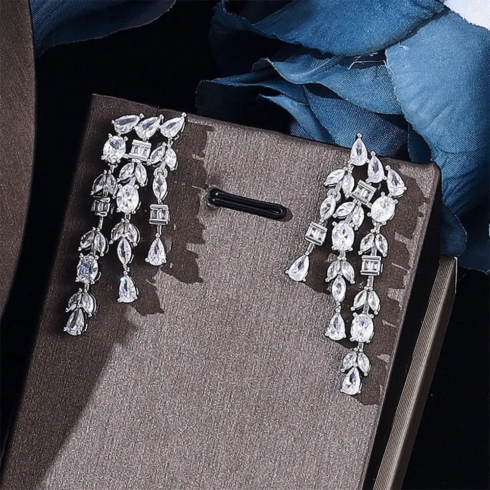 Luxury Crystal Fringe Necklace Set Silver Tone Statement Jewelry Set Earrings Ring Bracelet Bridal Wedding Set for Women