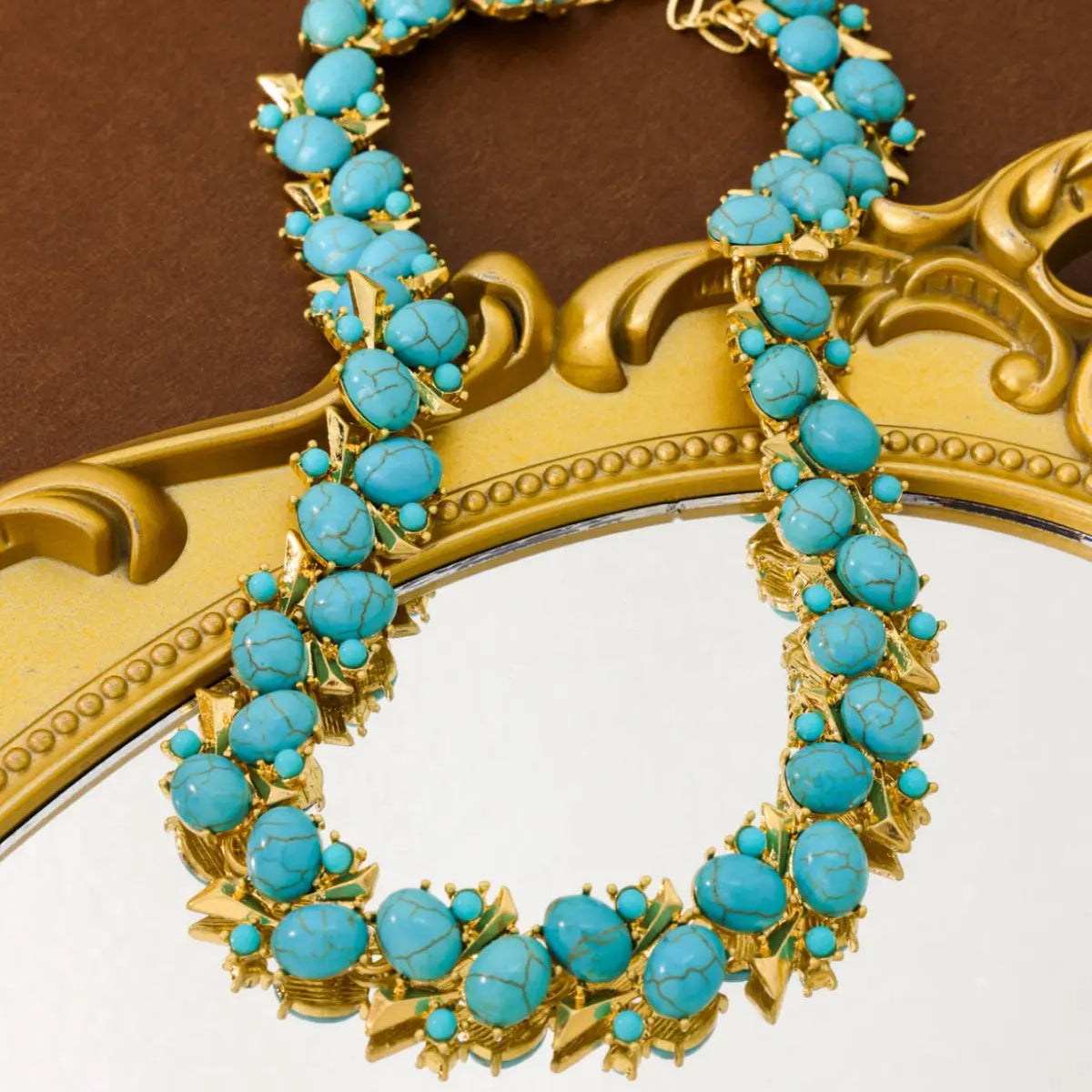 Bijoux fantaisie vintage boucles d'oreilles, bracelets et colliers