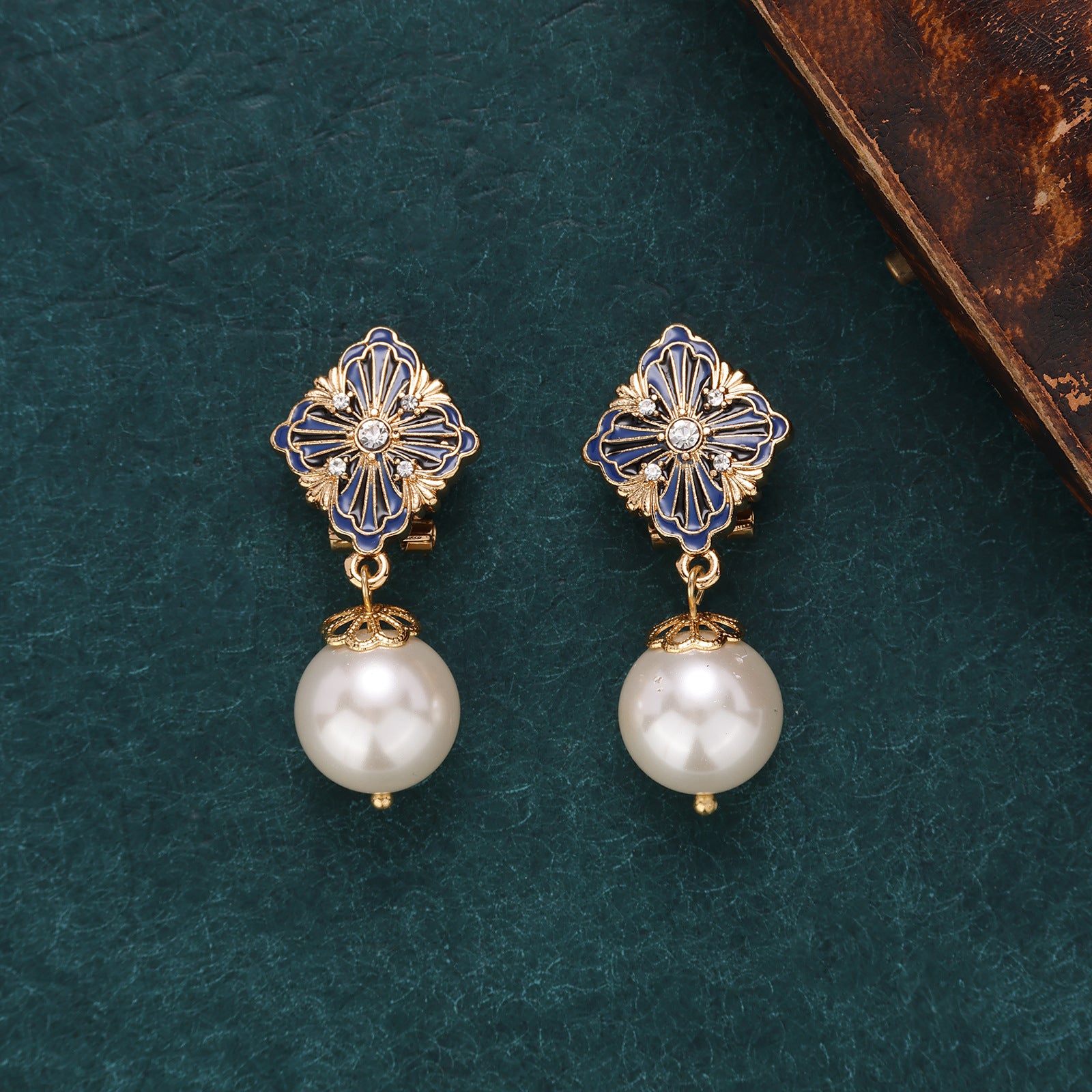 New Pearl Versatile Necklace Stud Earrings