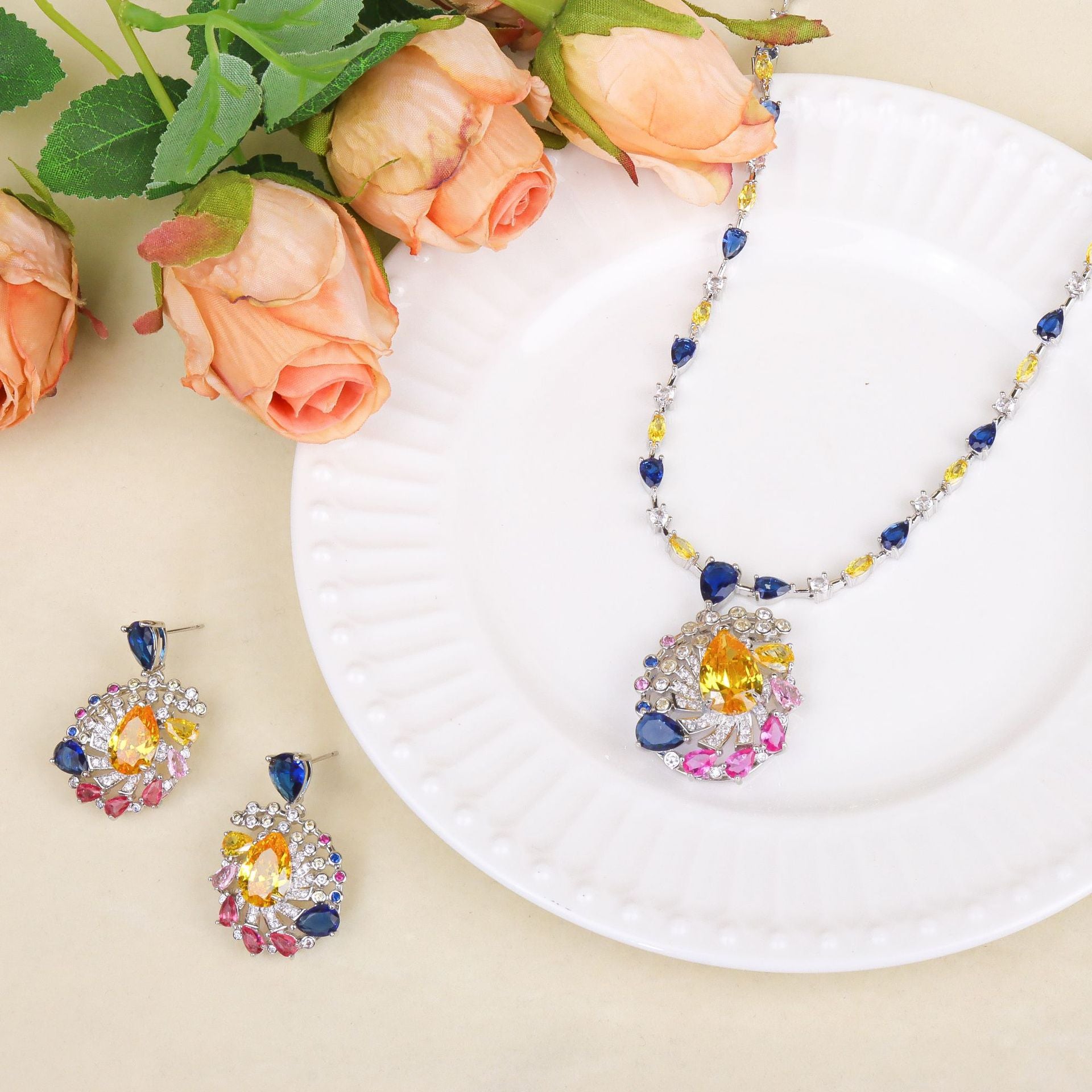 New color luxury texture simple fashion women's necklace earrings set