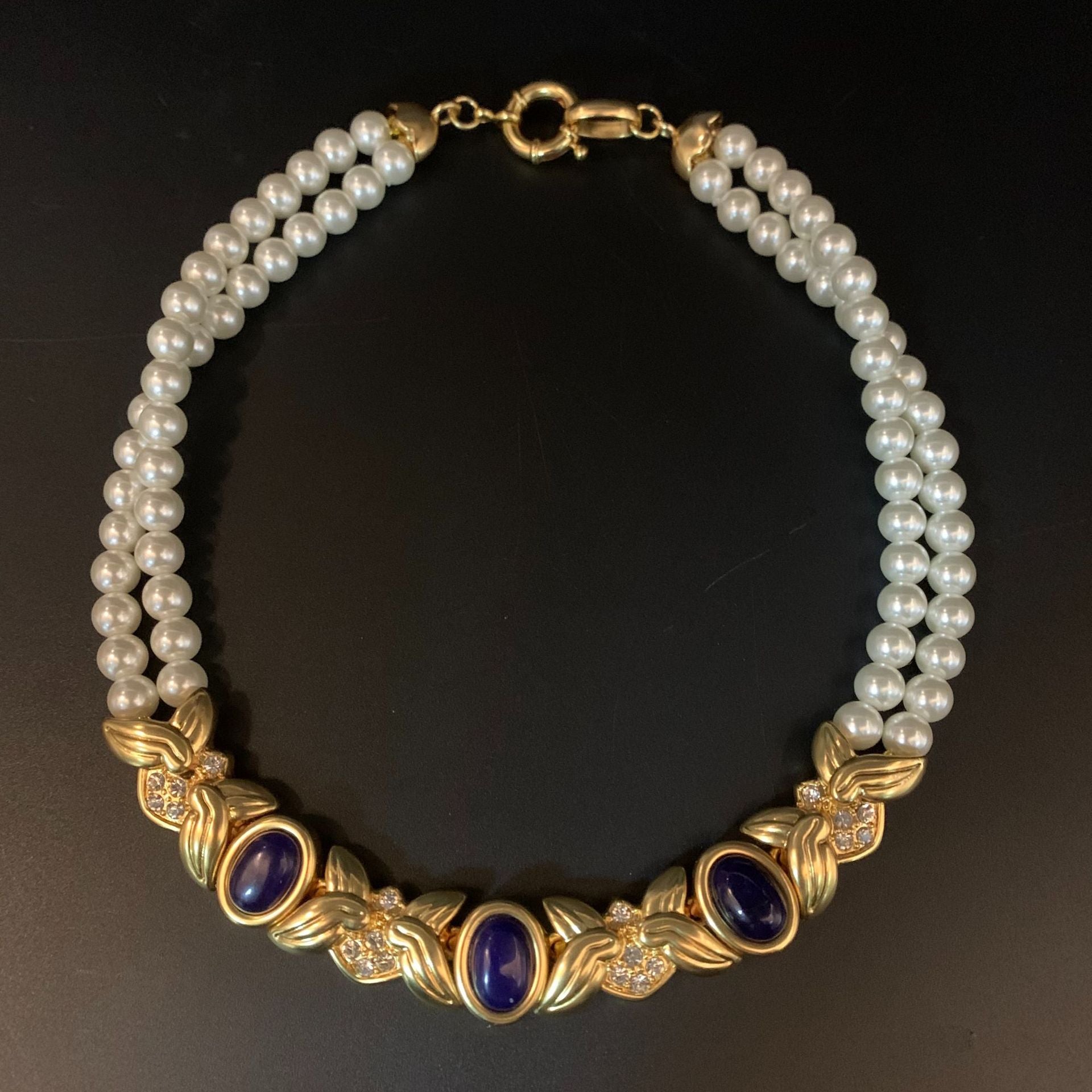 Collier de lapis-lazuli émaillé « Medieval Heavy Industry »