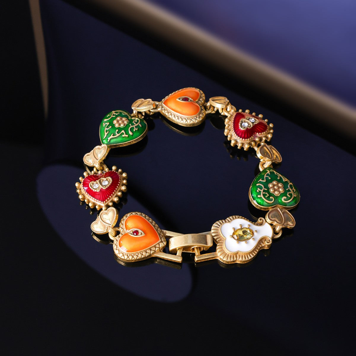 Retro medieval love light luxury diamond set