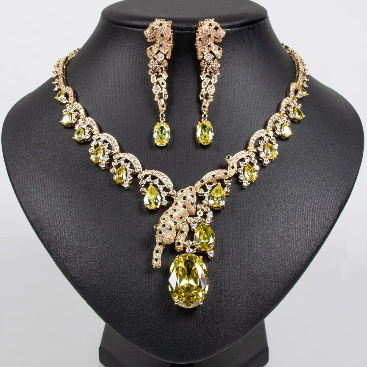Ensemble Collier Léopard Luxe Cristal – Bijoux Fantaisie Rouge Éclatant pour Femmes