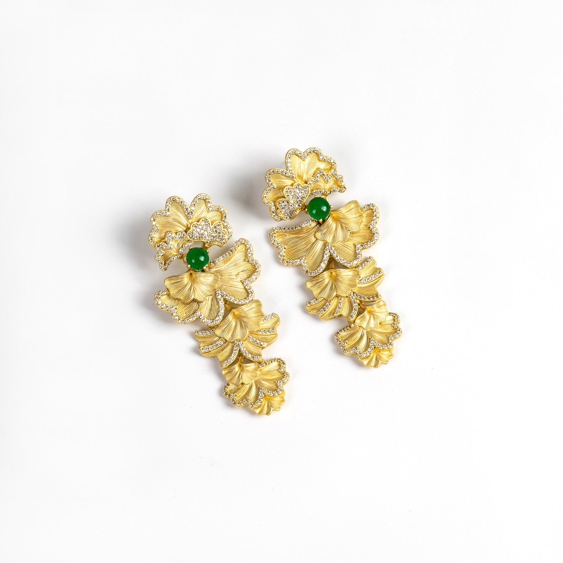 Luxury Green Gemstone Ginkgo Leaf Necklace Set for Women – Gold Statement Jewelry with Matching Earrings