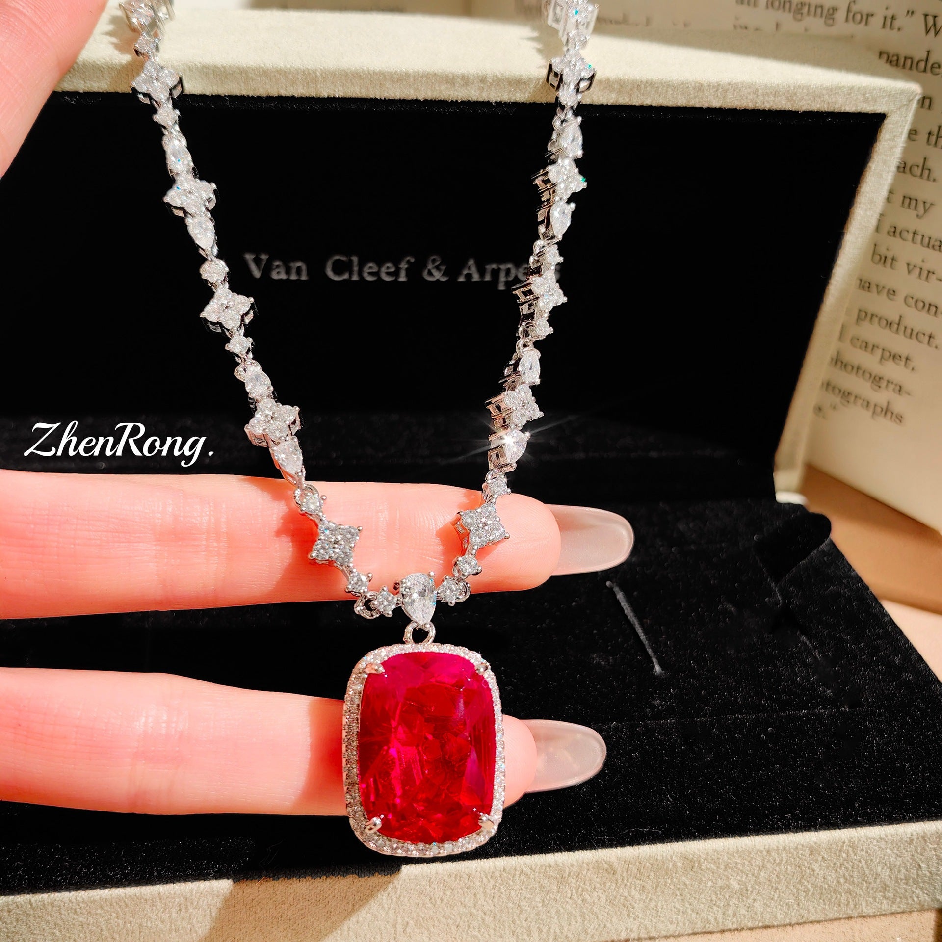 Light luxury color treasure red corundum pendant necklace set
