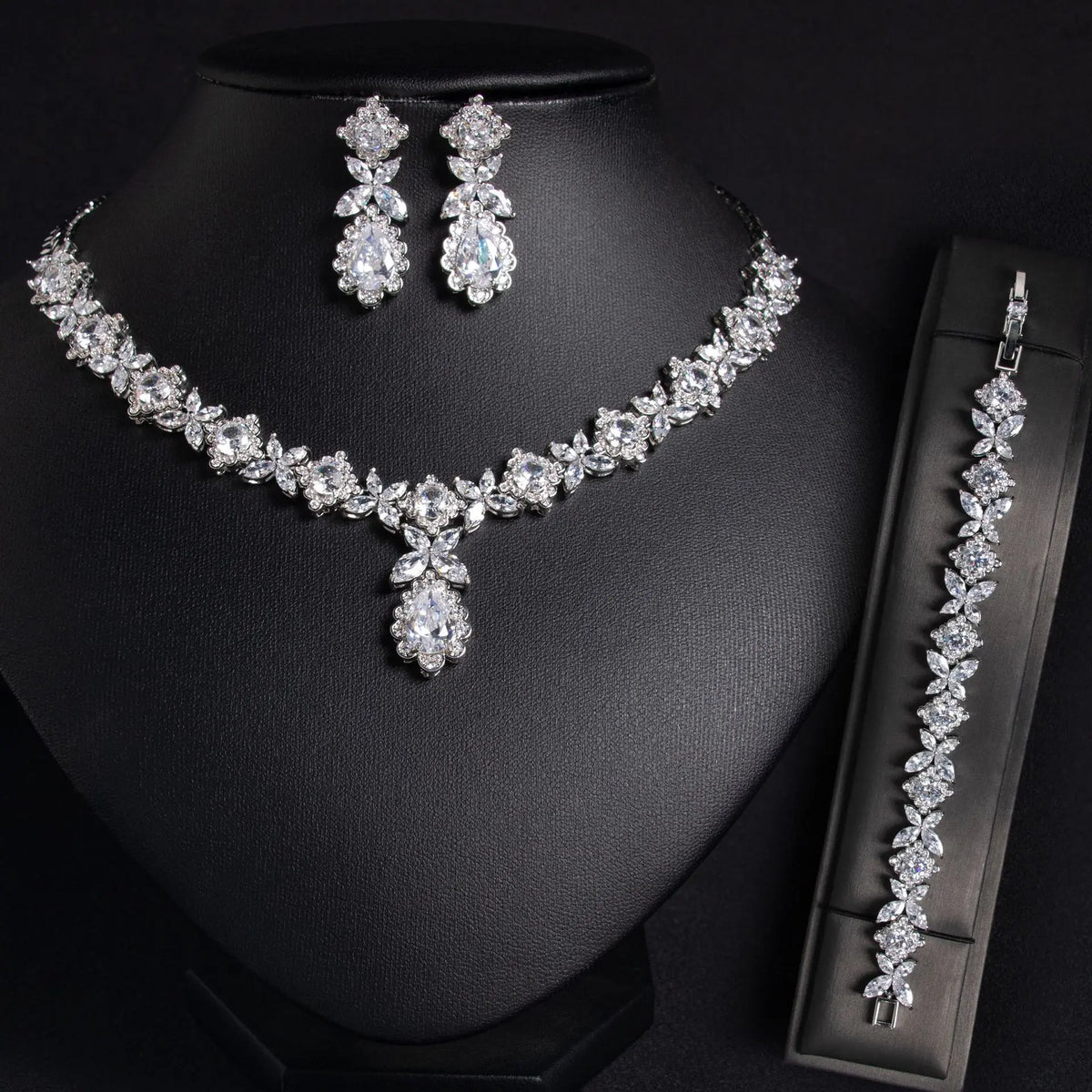 Luxury Emerald Green Crystal Necklace Earrings Bracelet Jewelry Set for Women