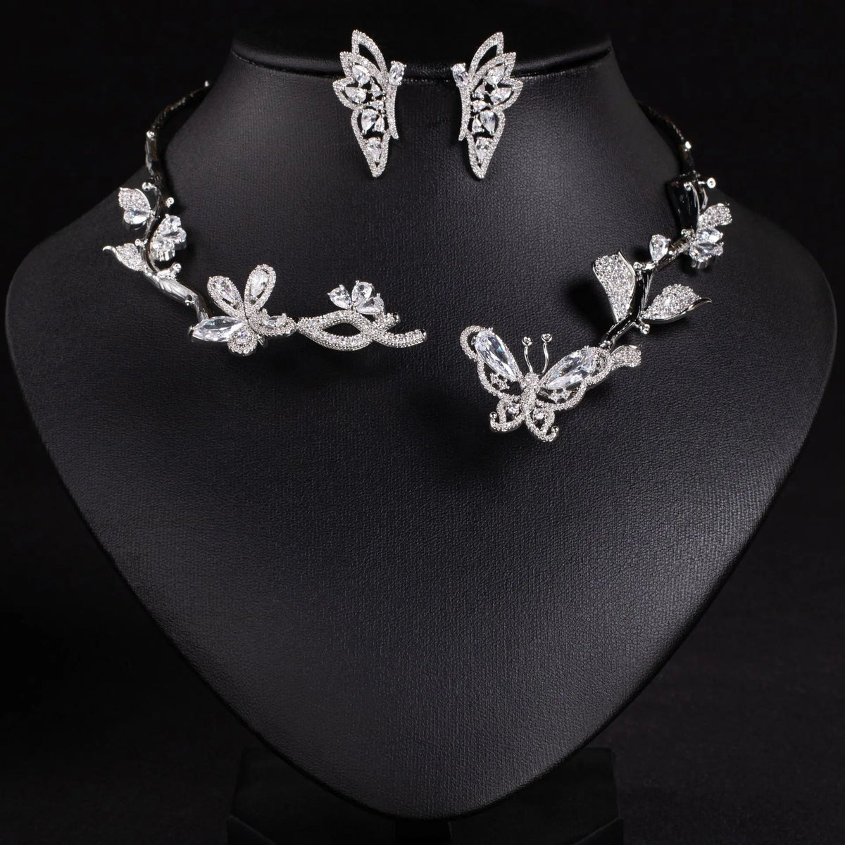 Parure collier et boucles d'oreilles papillon 3D en zircon, style léger luxe