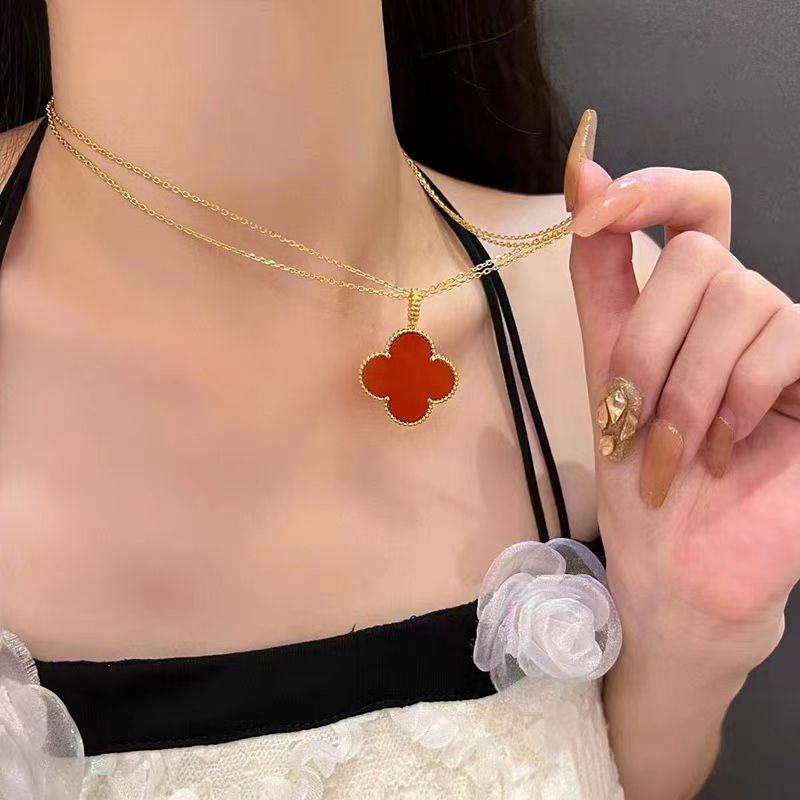 Fashion four-leaf clover bracelet necklace series